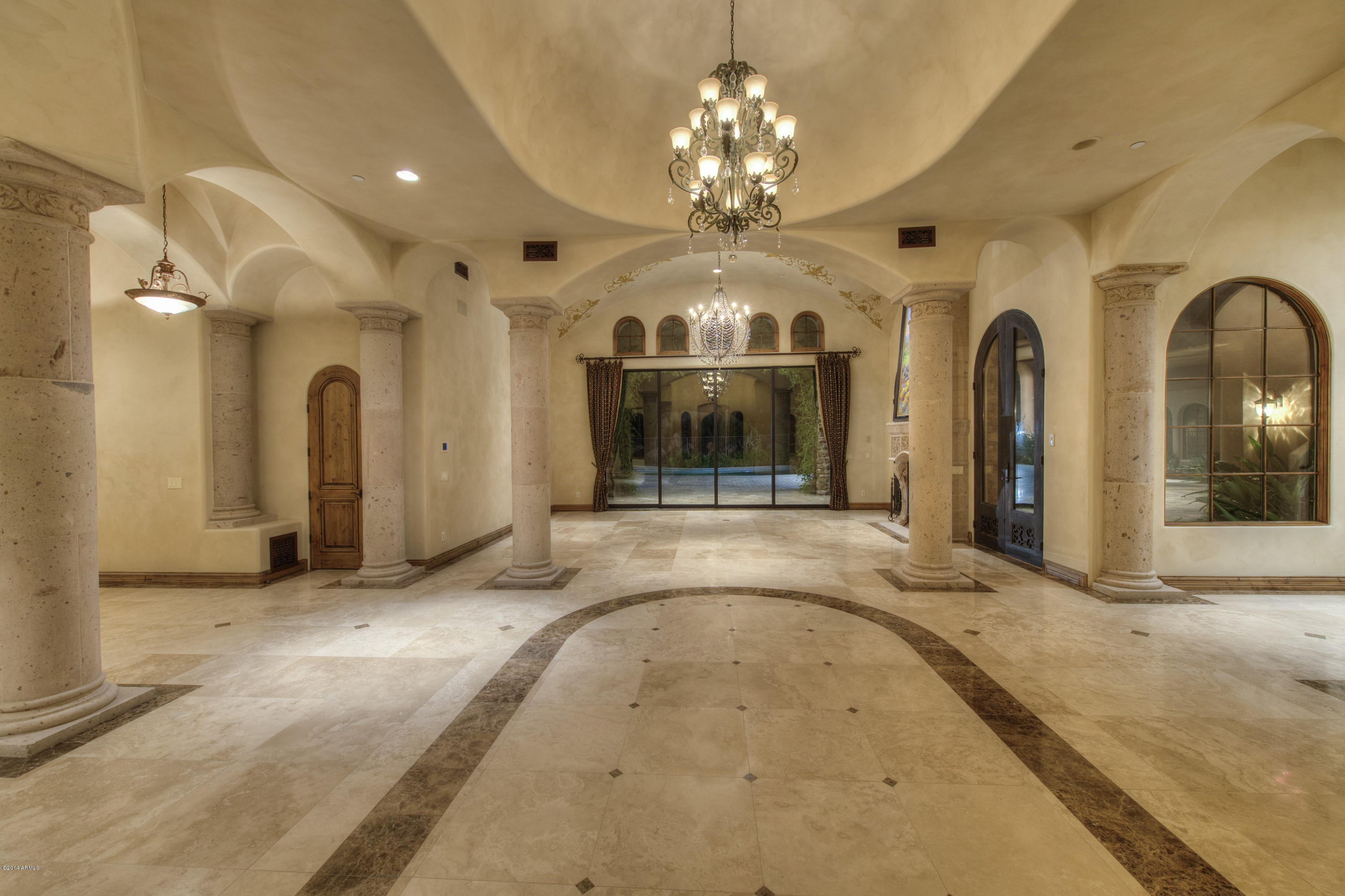 WHISPER ROCK - Residential