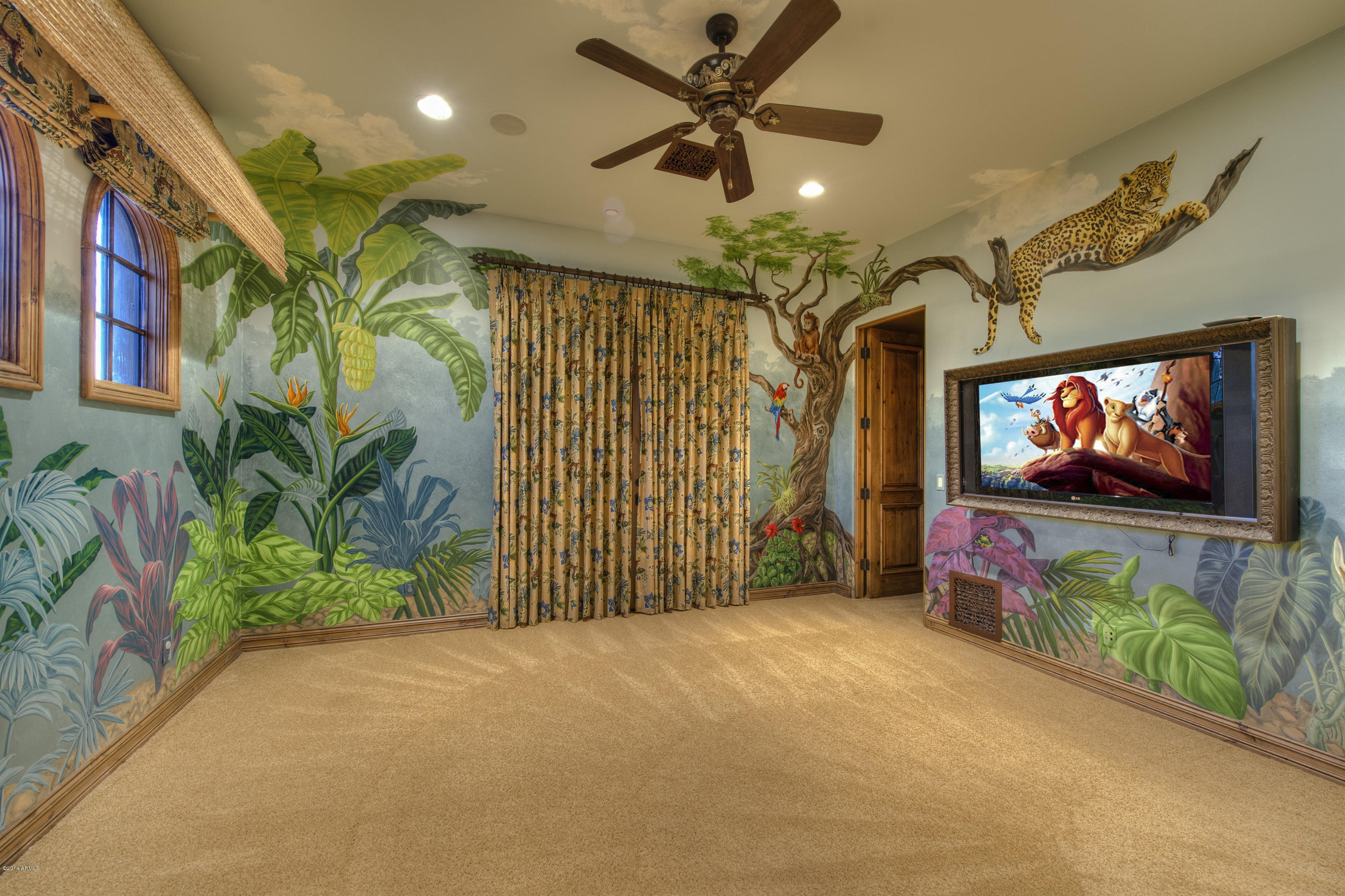 WHISPER ROCK - Residential