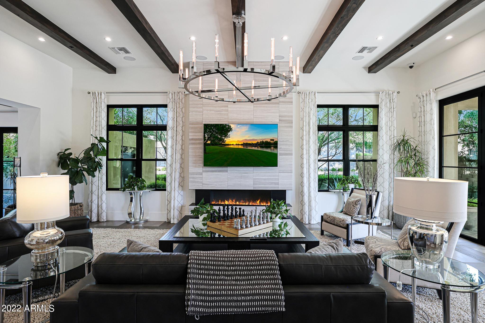 WHITE HORSE - Residential