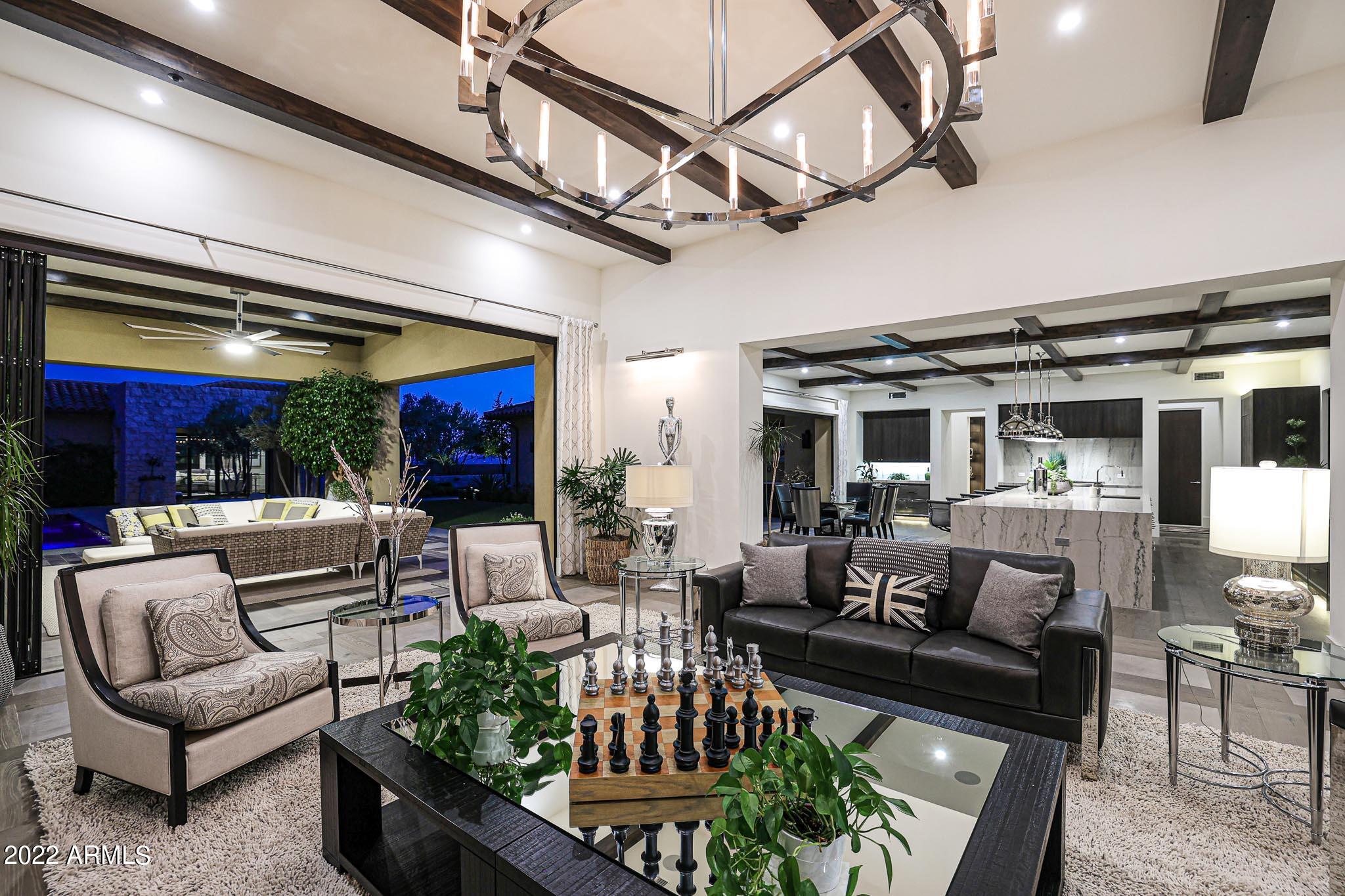 WHITE HORSE - Residential