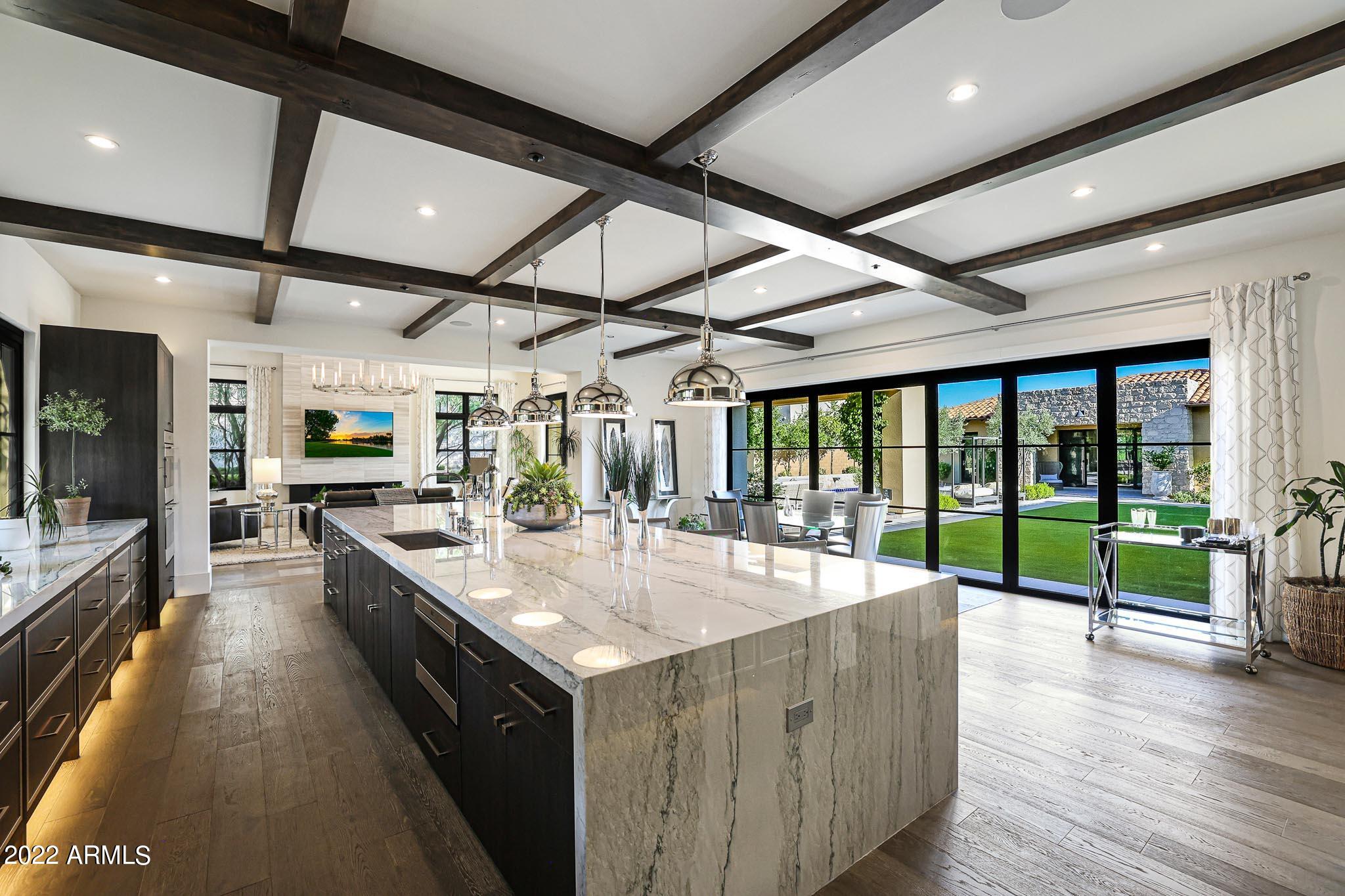 WHITE HORSE - Residential