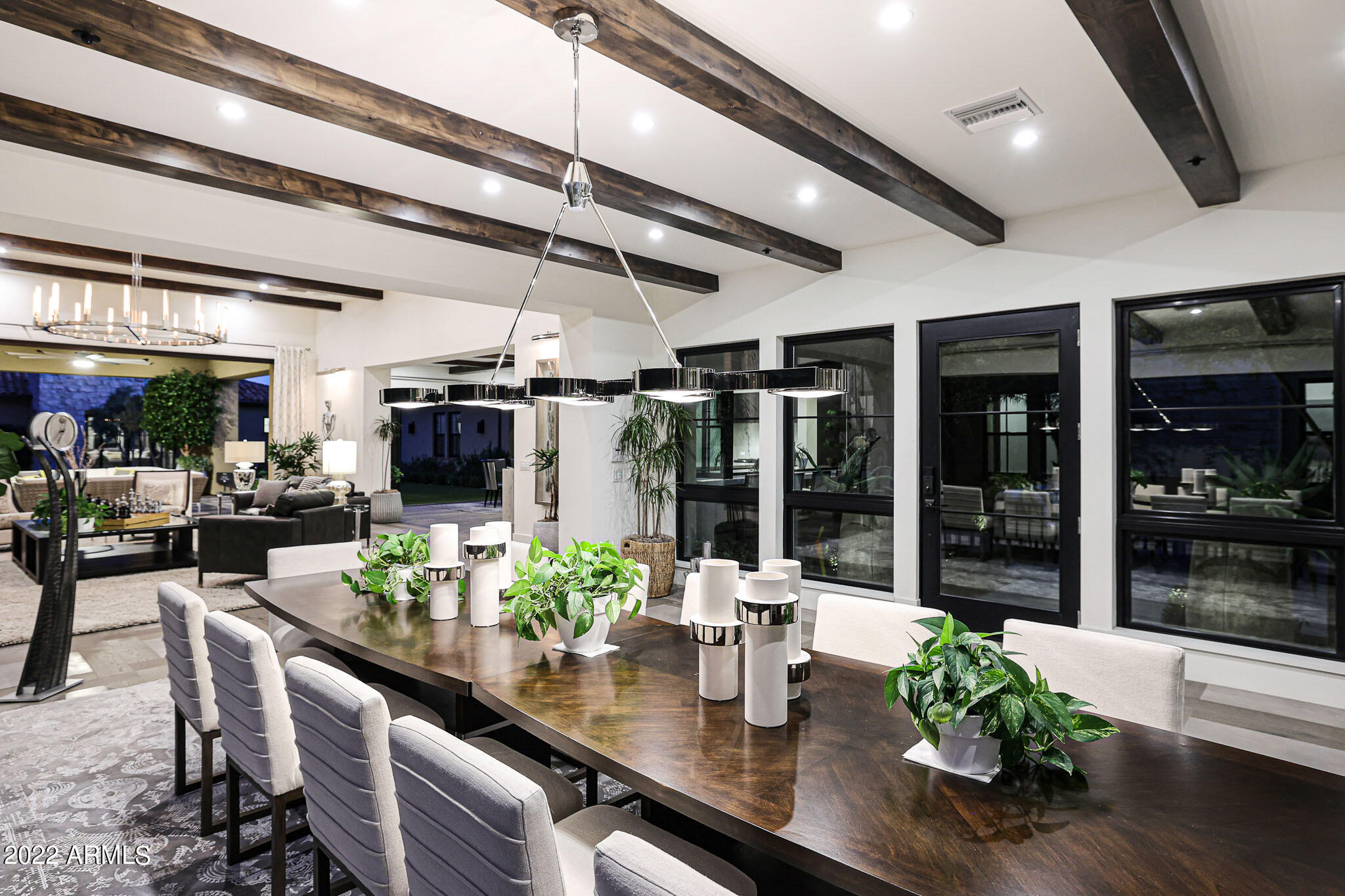 WHITE HORSE - Residential