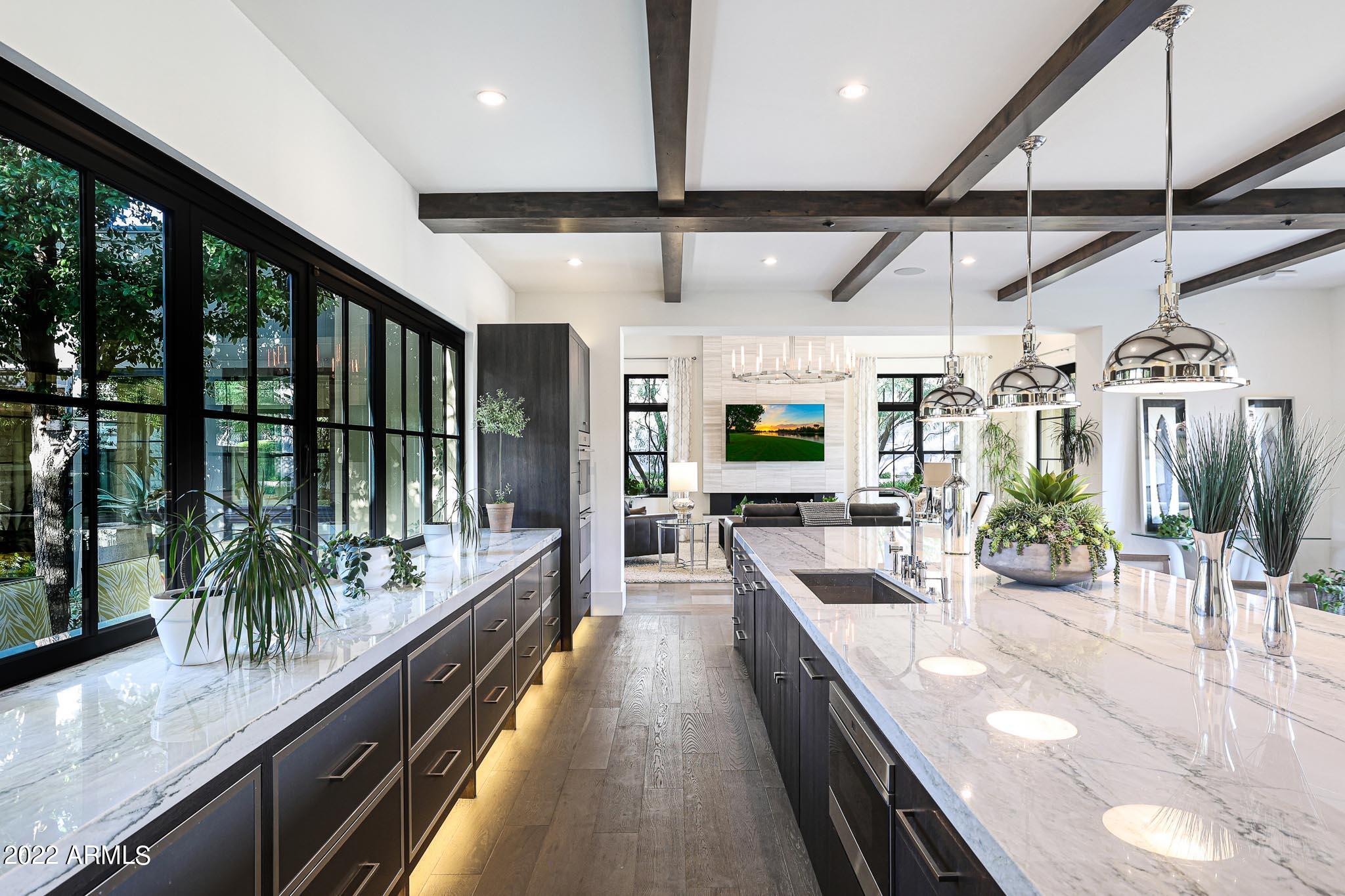 WHITE HORSE - Residential