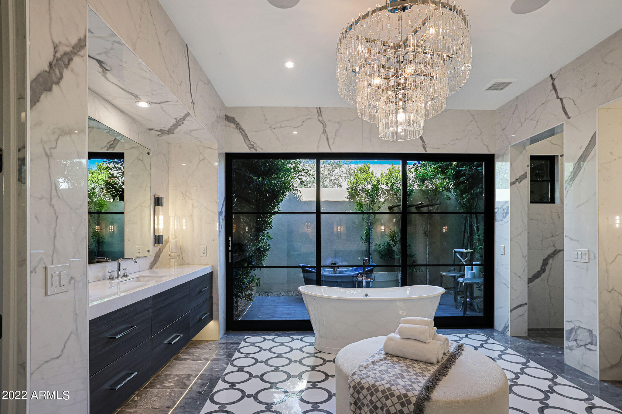 WHITE HORSE - Residential