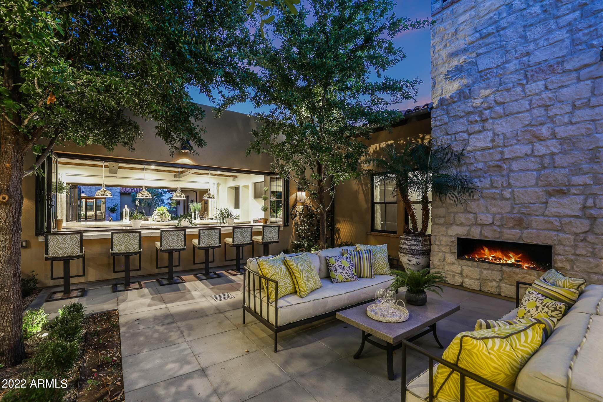 WHITE HORSE - Residential