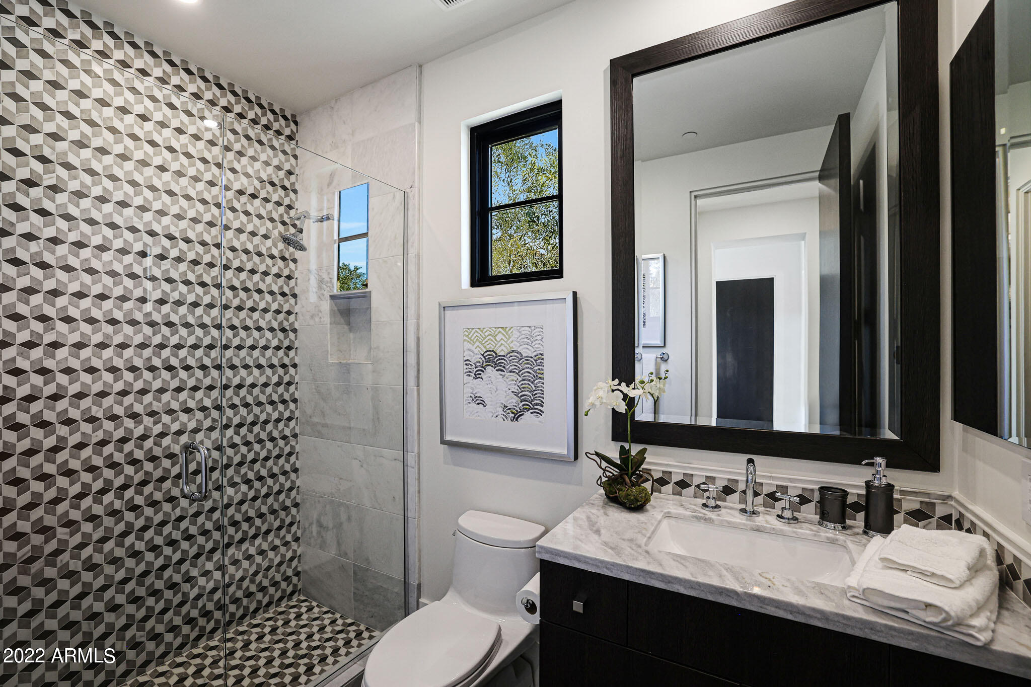 WHITE HORSE - Residential