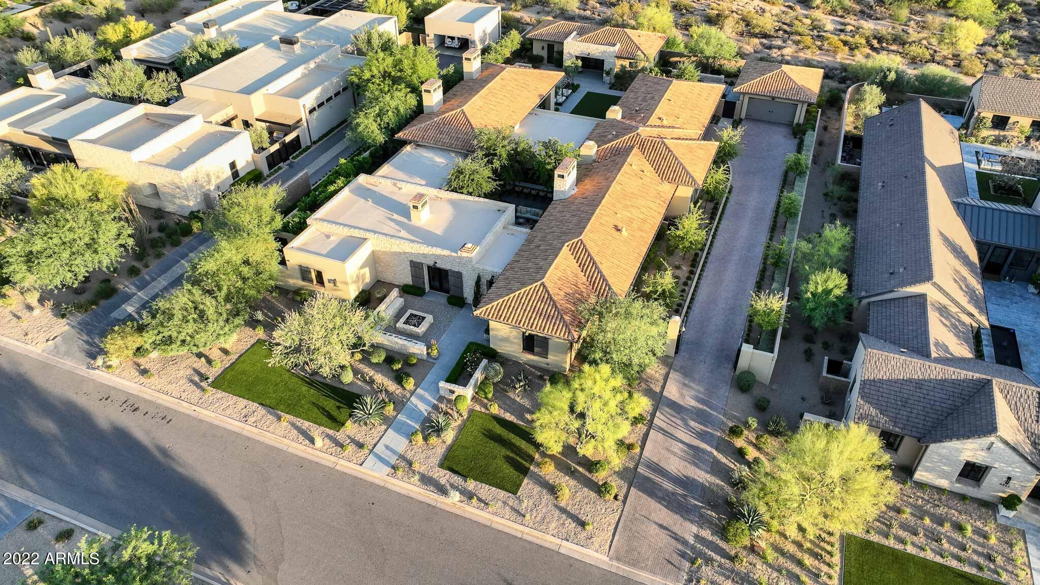 WHITE HORSE - Residential