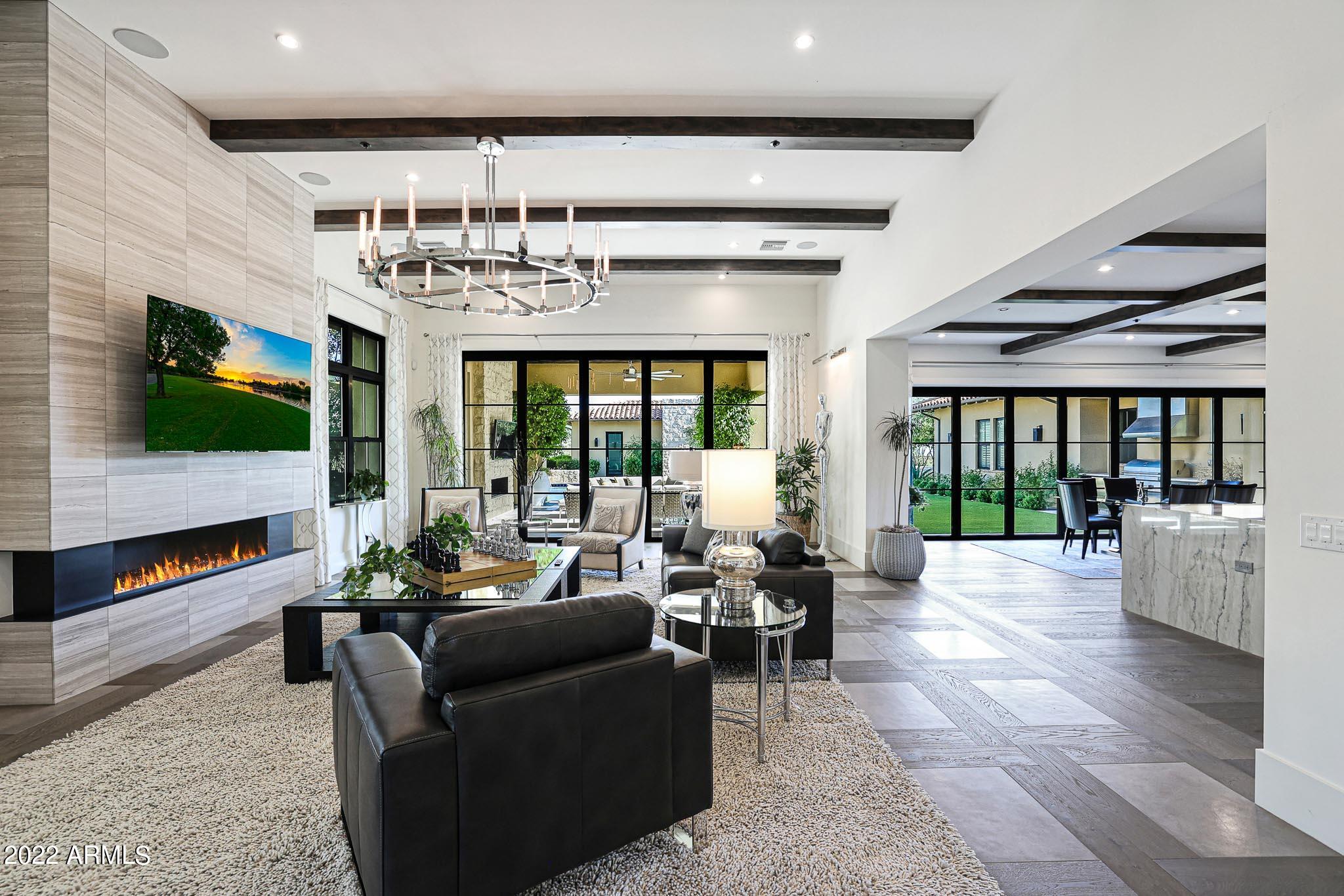 WHITE HORSE - Residential