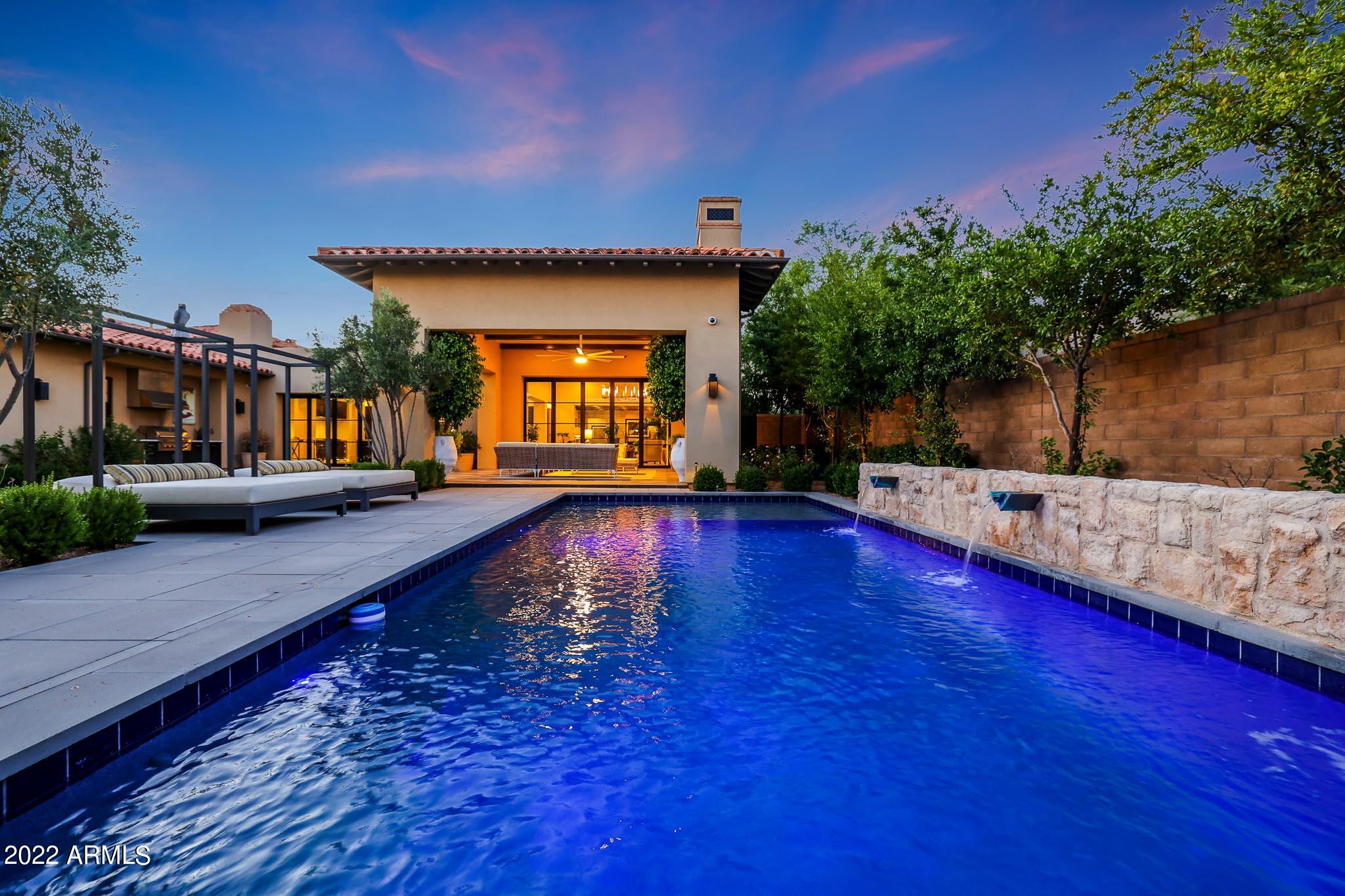 WHITE HORSE - Residential