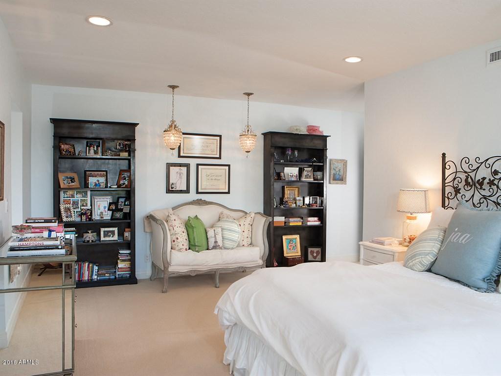 Paradise Hills - Residential