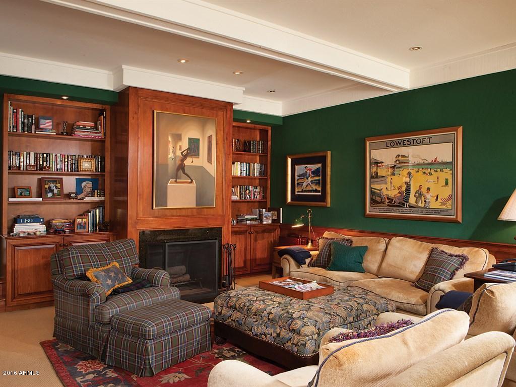 Paradise Hills - Residential