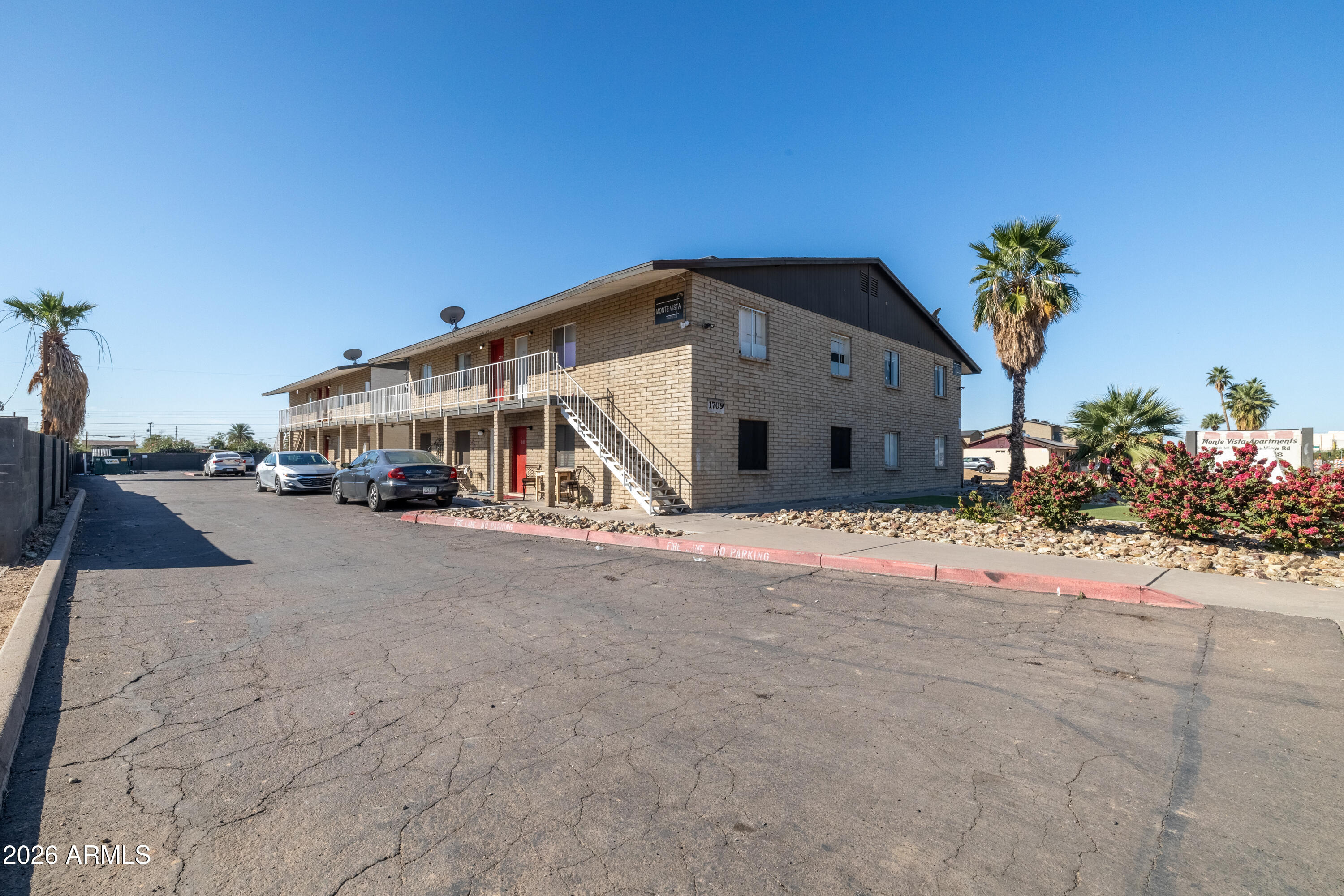 100% 2br/1ba Units
1985 2-Story Construction
Rental Upside by Capturing Loss to Lease!