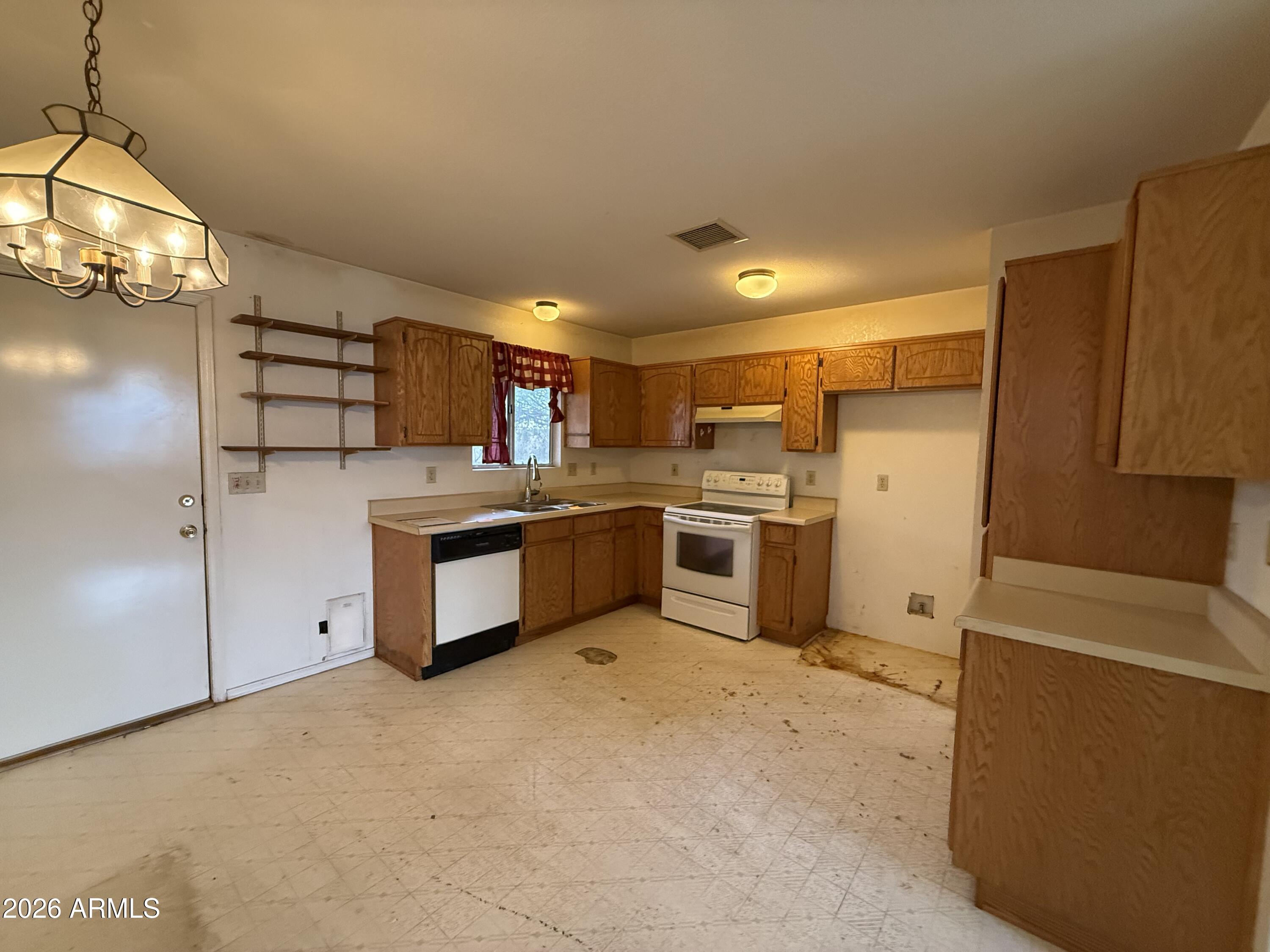 SEMINOLE WINDS - Residential
