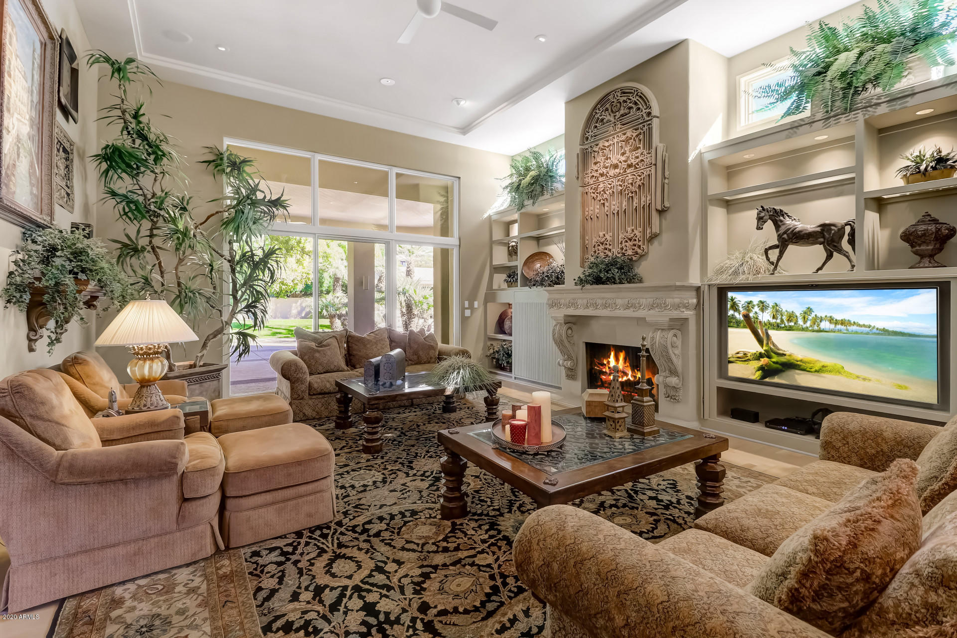 WHISPERING HILLS - Residential