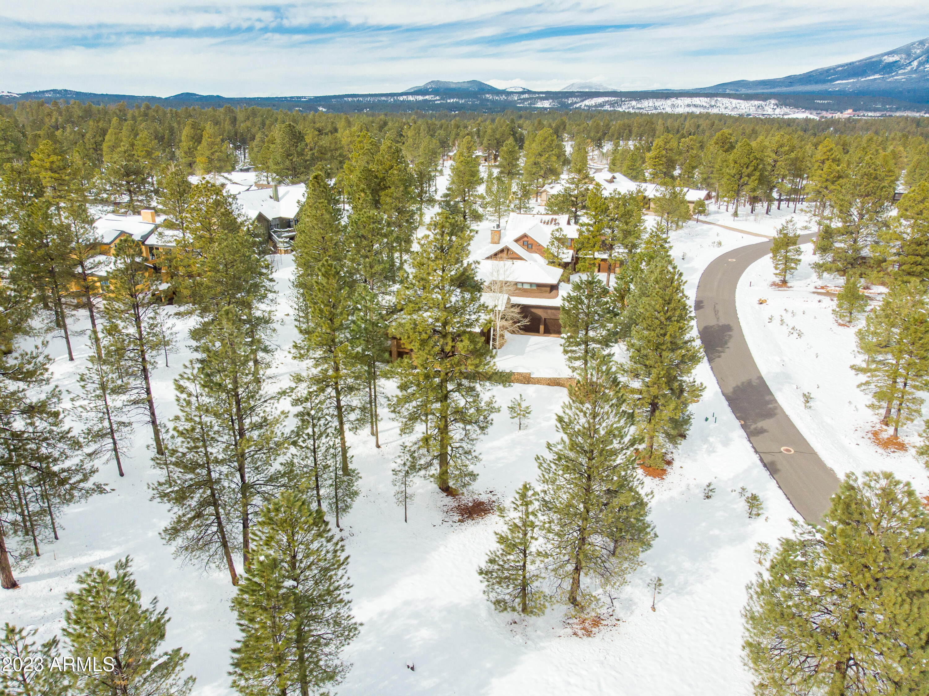ESTATES AT PINE CANYON - Residential