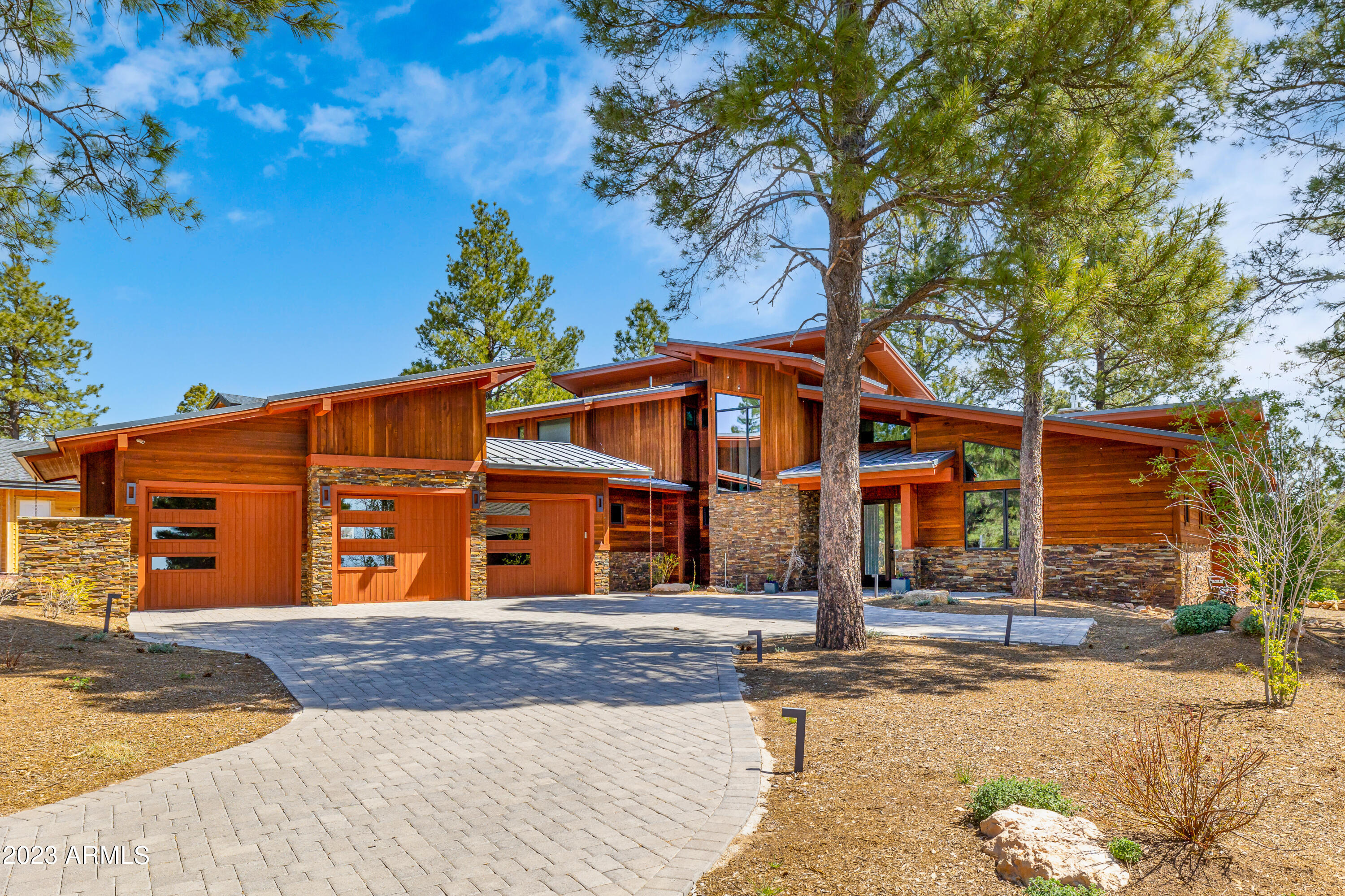 ESTATES AT PINE CANYON - Residential