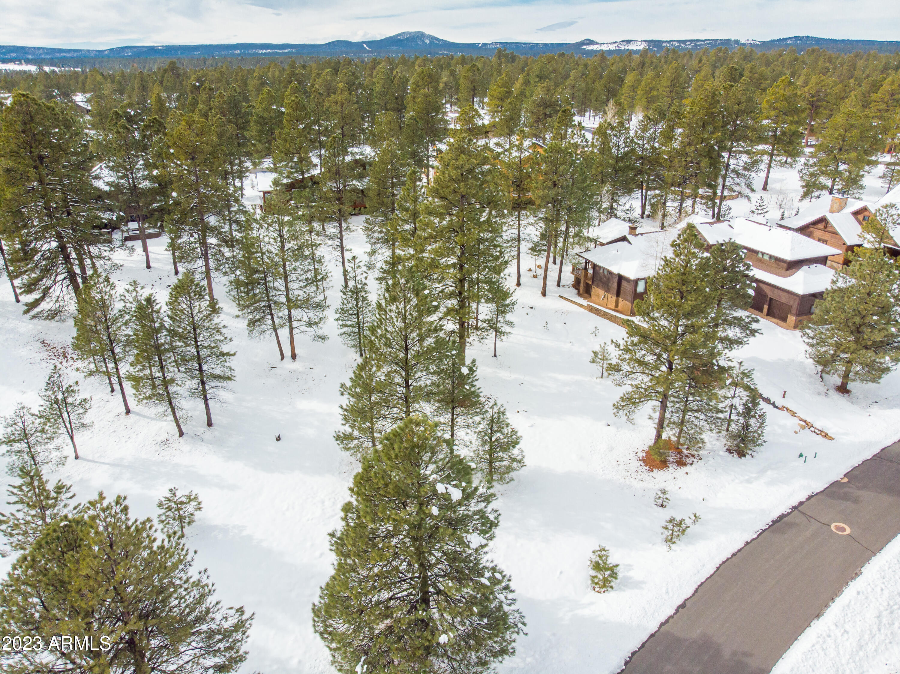 ESTATES AT PINE CANYON - Residential
