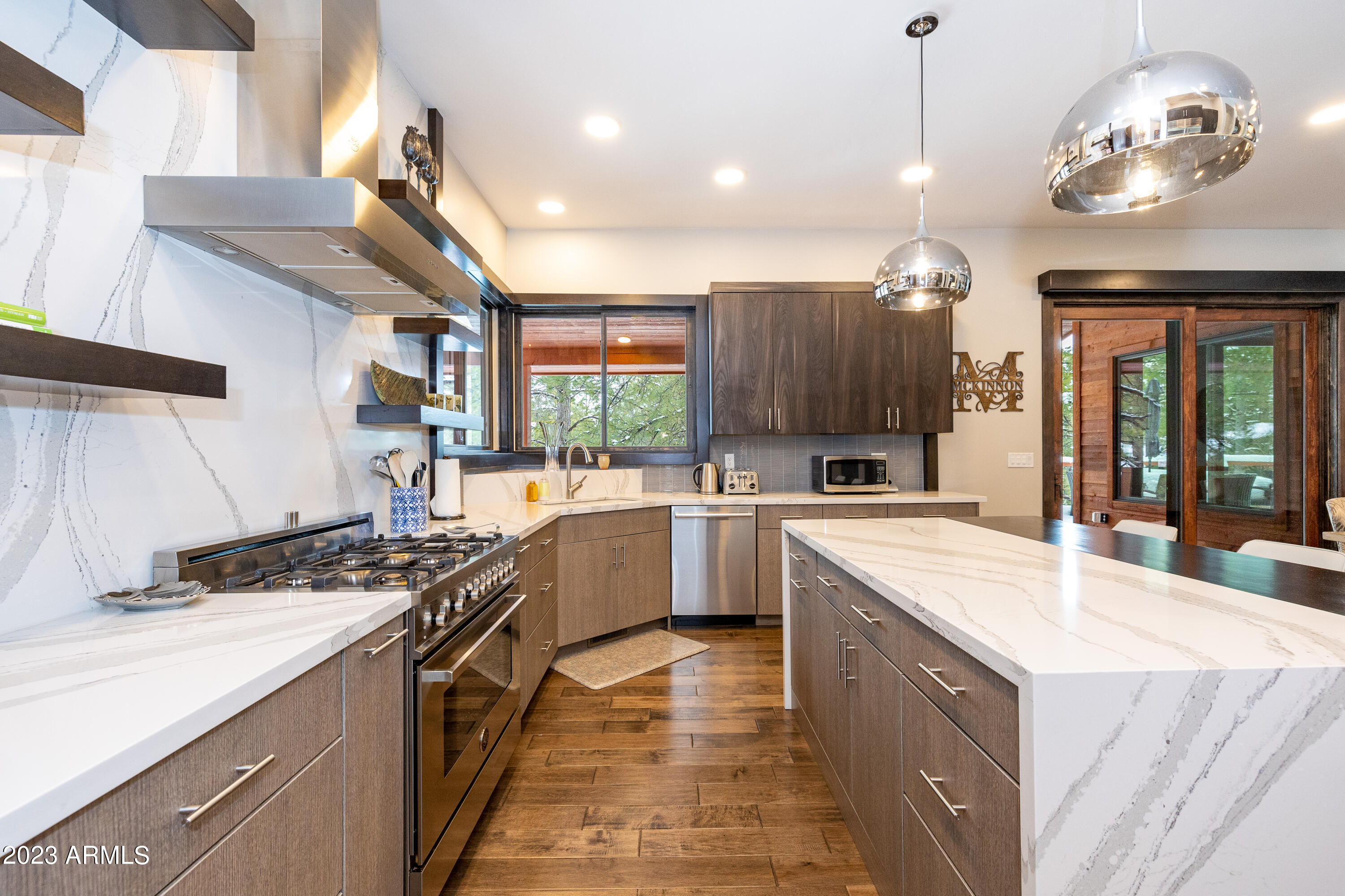 ESTATES AT PINE CANYON - Residential