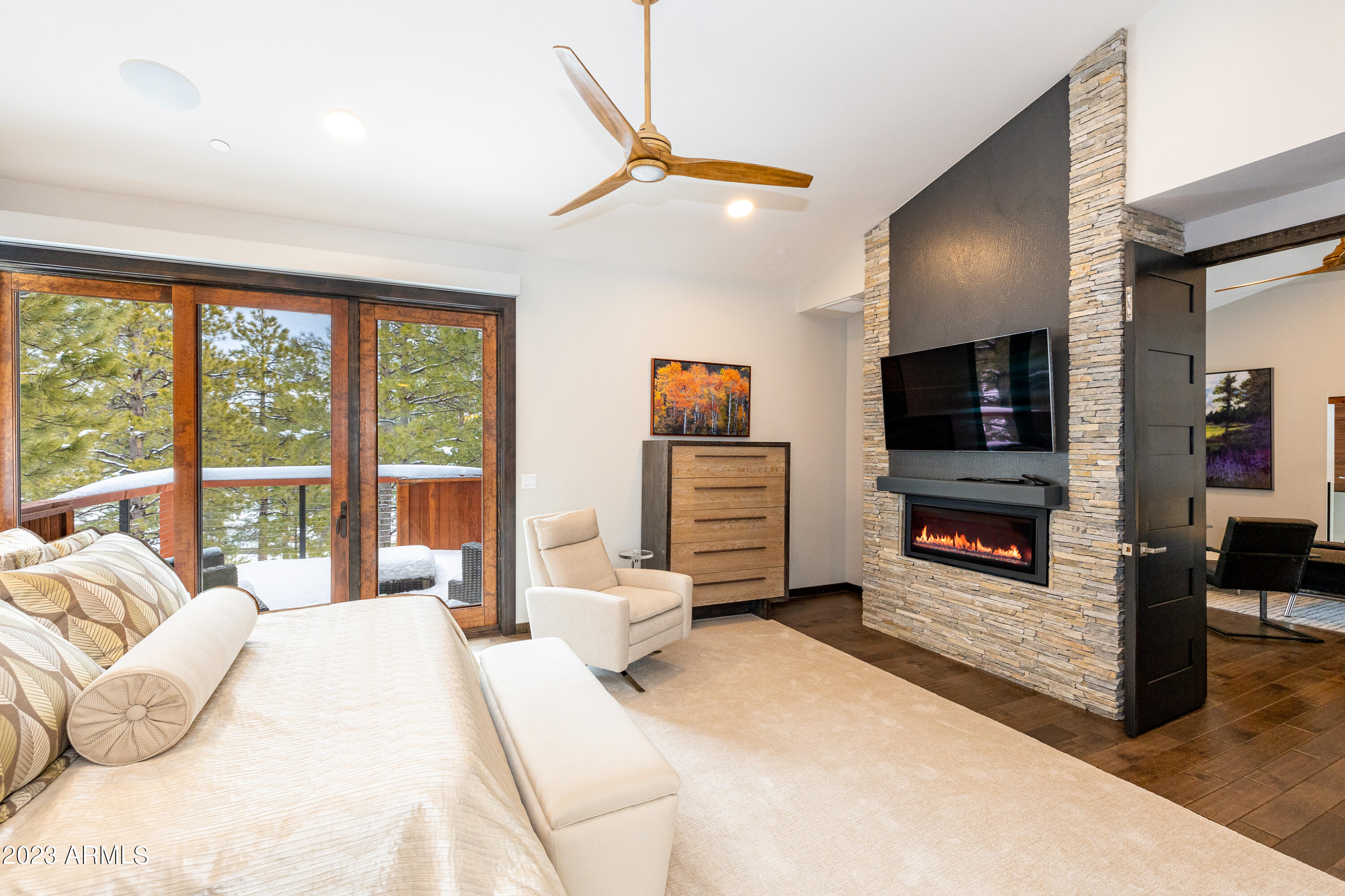 ESTATES AT PINE CANYON - Residential