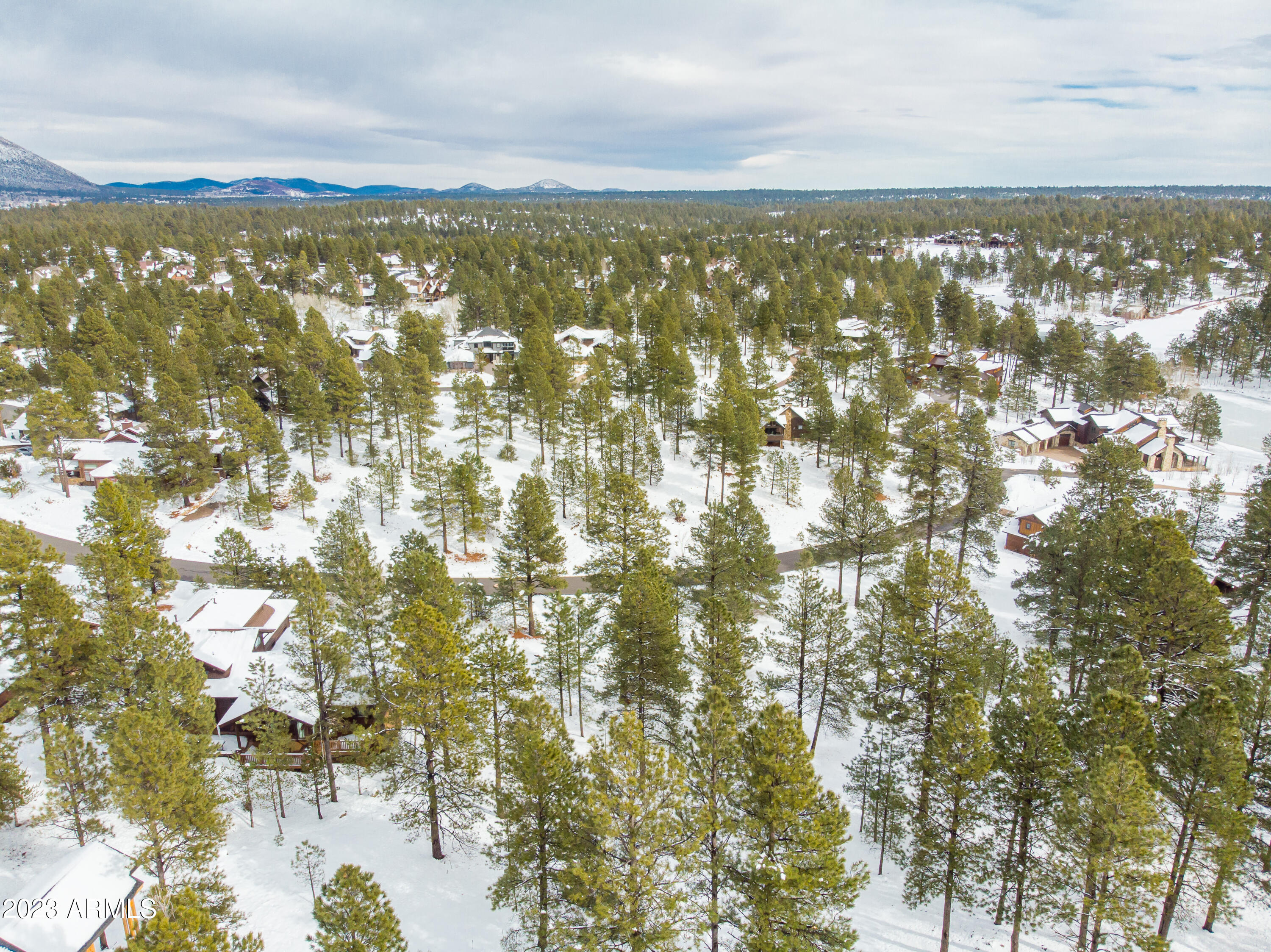 ESTATES AT PINE CANYON - Residential
