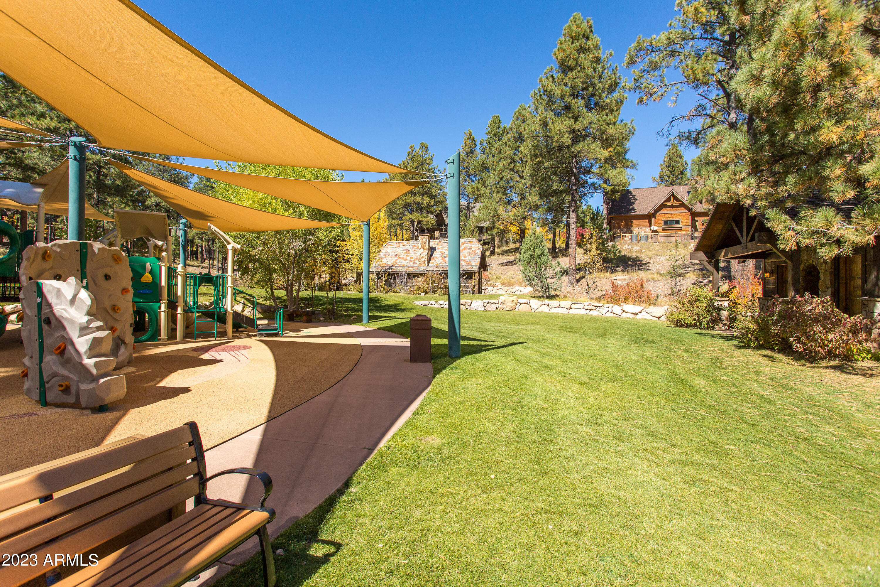 ESTATES AT PINE CANYON - Residential
