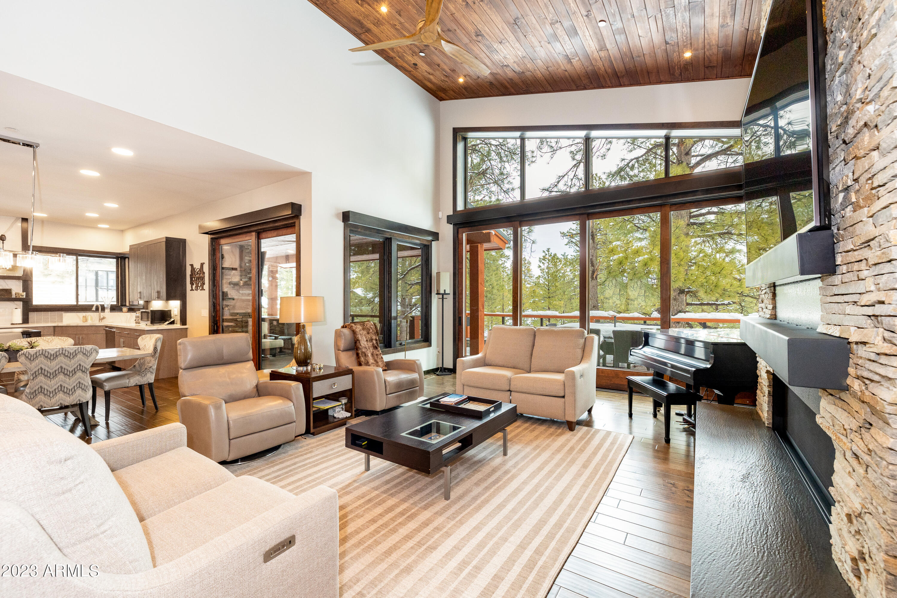 ESTATES AT PINE CANYON - Residential