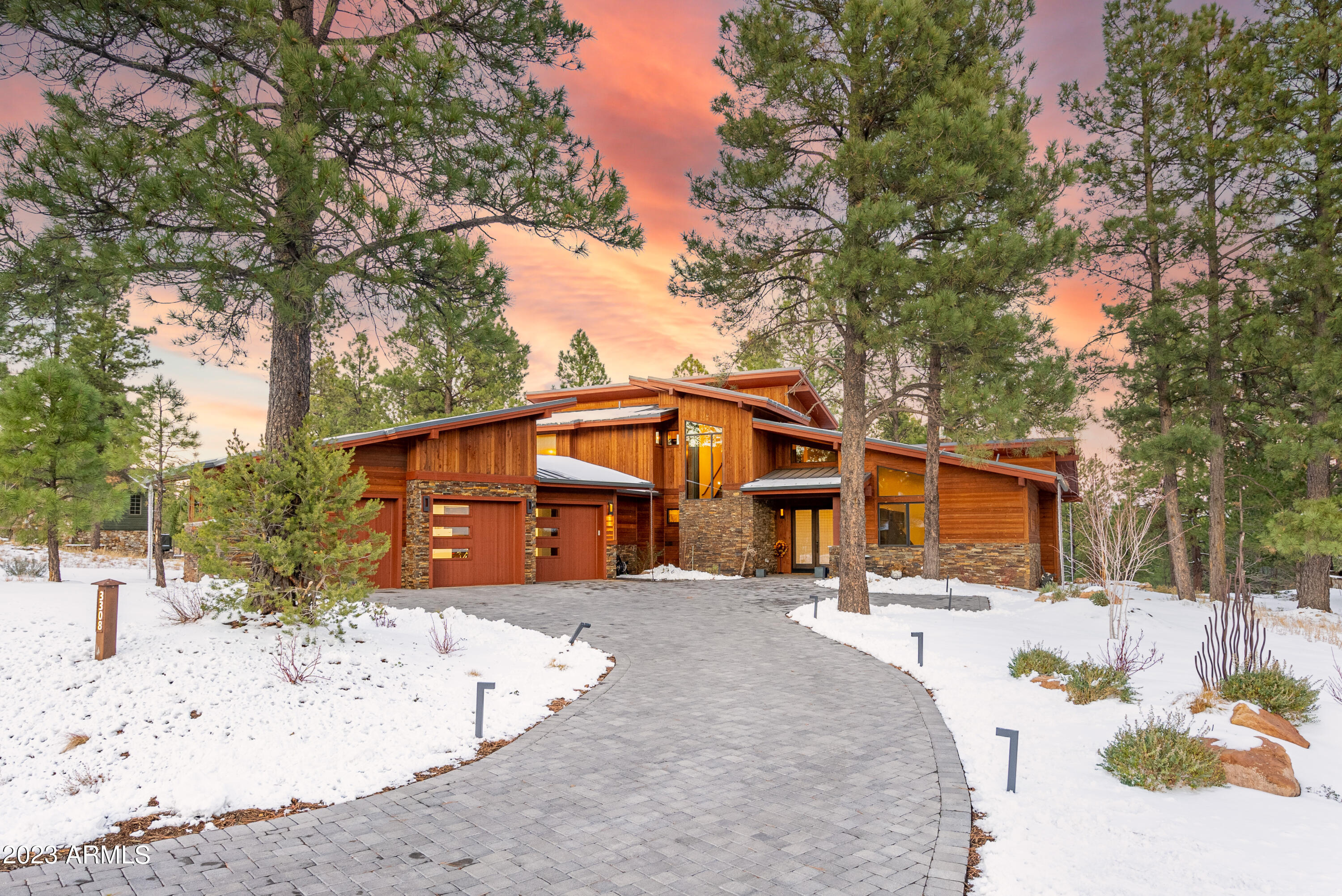 ESTATES AT PINE CANYON - Residential