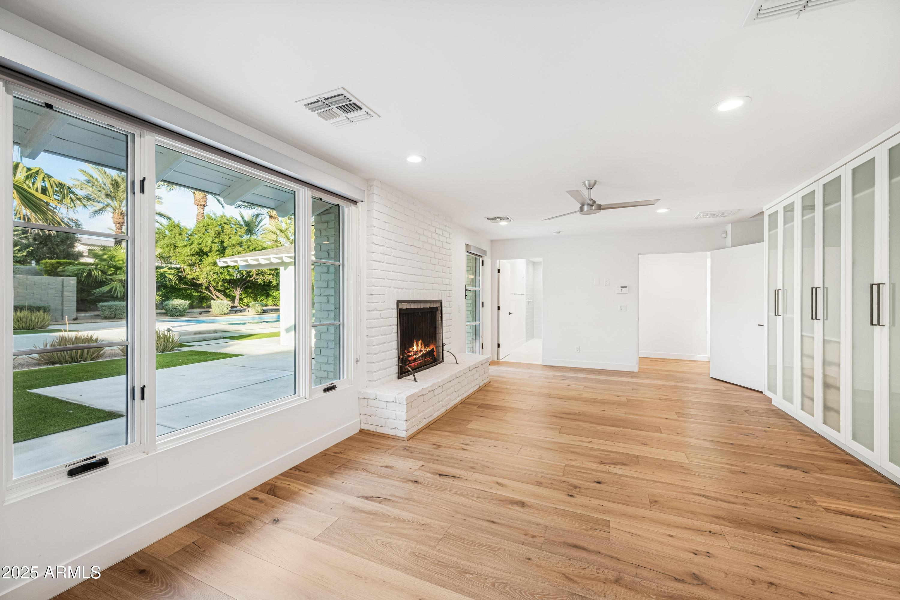 EXETER PARK - Residential