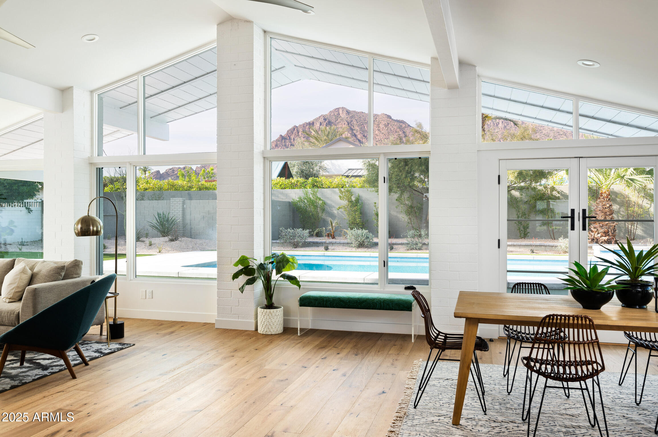 EXETER PARK - Residential