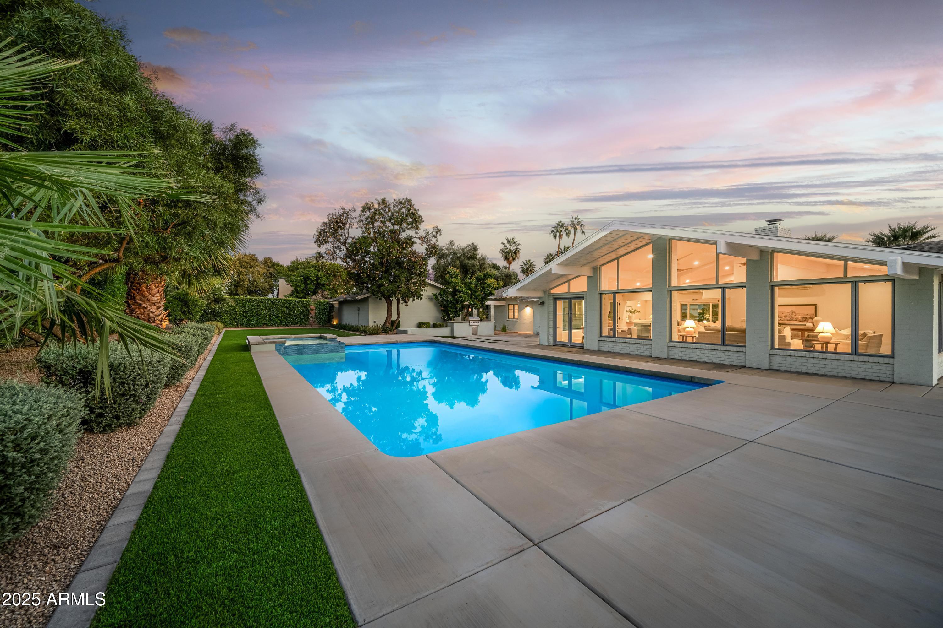 EXETER PARK - Residential