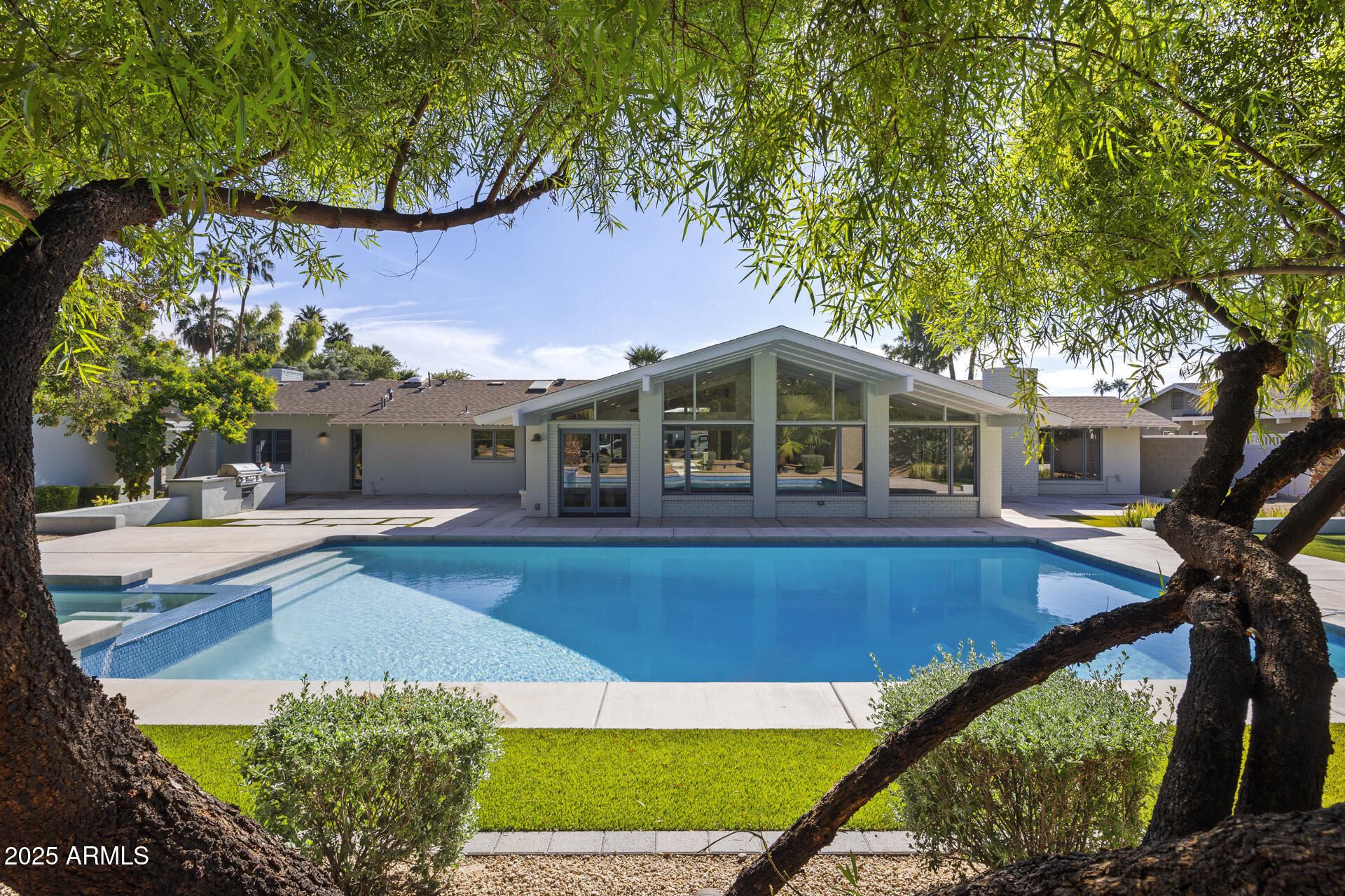 EXETER PARK - Residential