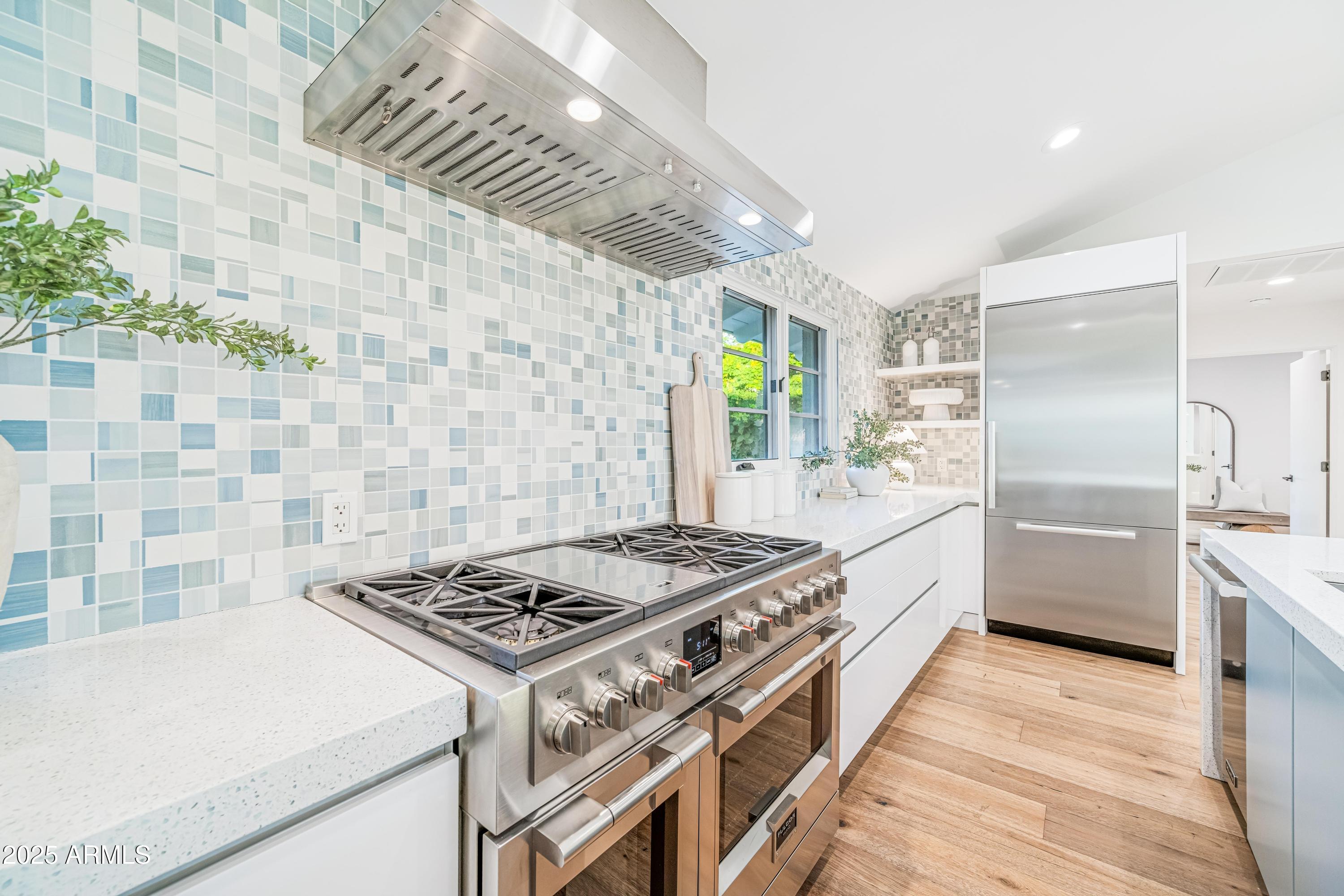EXETER PARK - Residential
