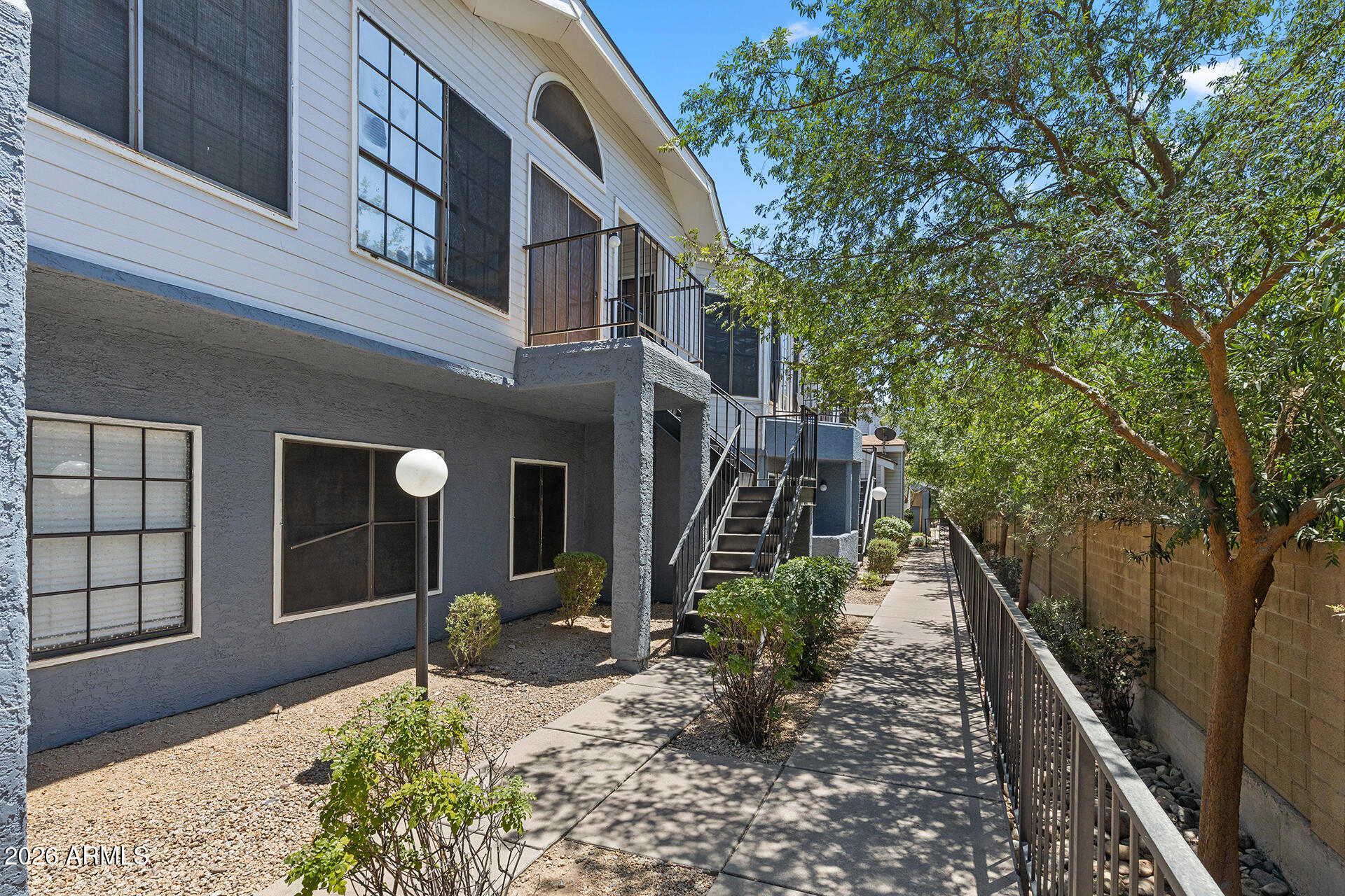 VILLAGE SQUARE - Residential