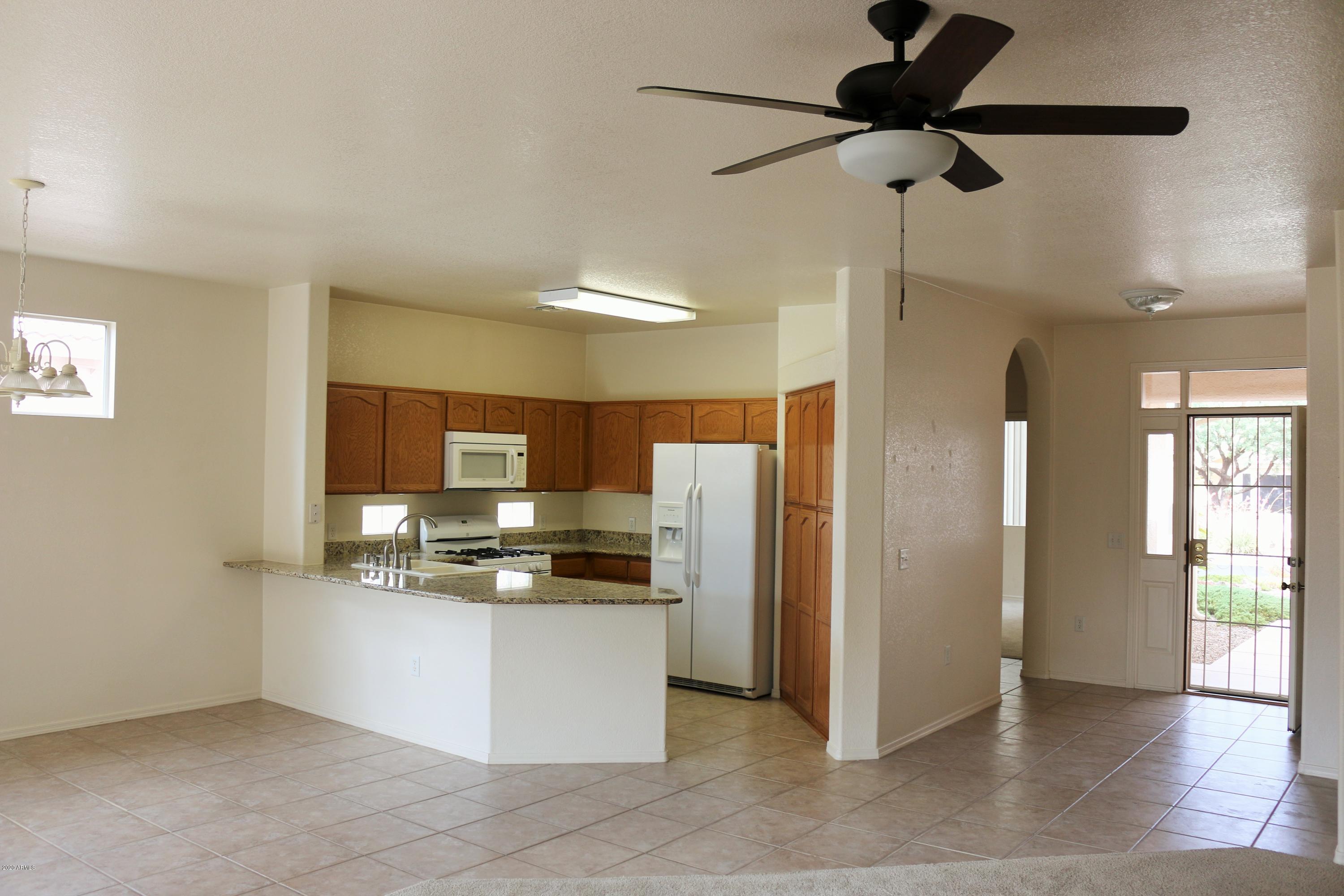 WINTERHAVEN COUNTRY CLUB ESTATES PHASE 2B - Residential Lease