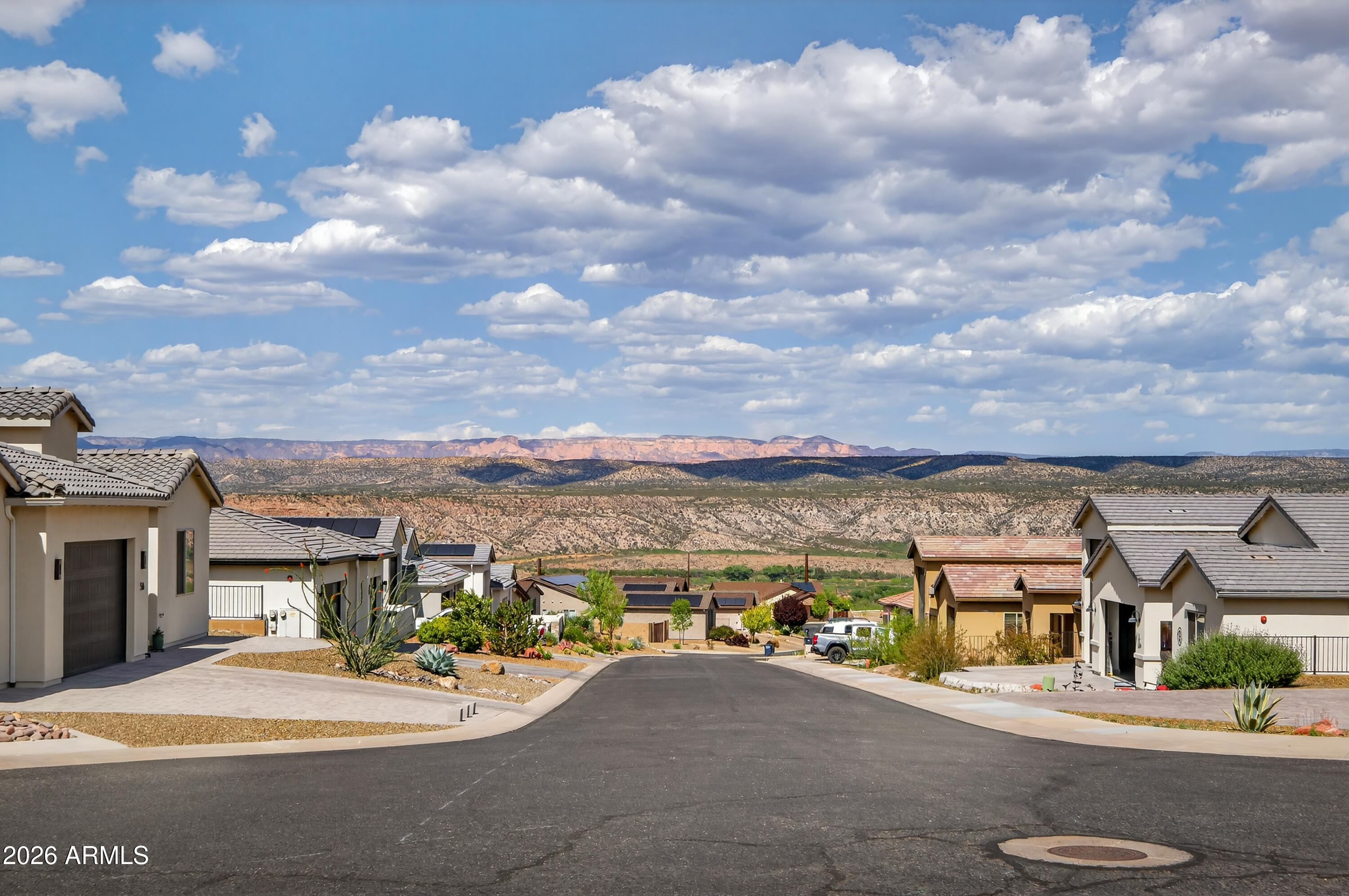 MOUNTAIN GATE - Residential