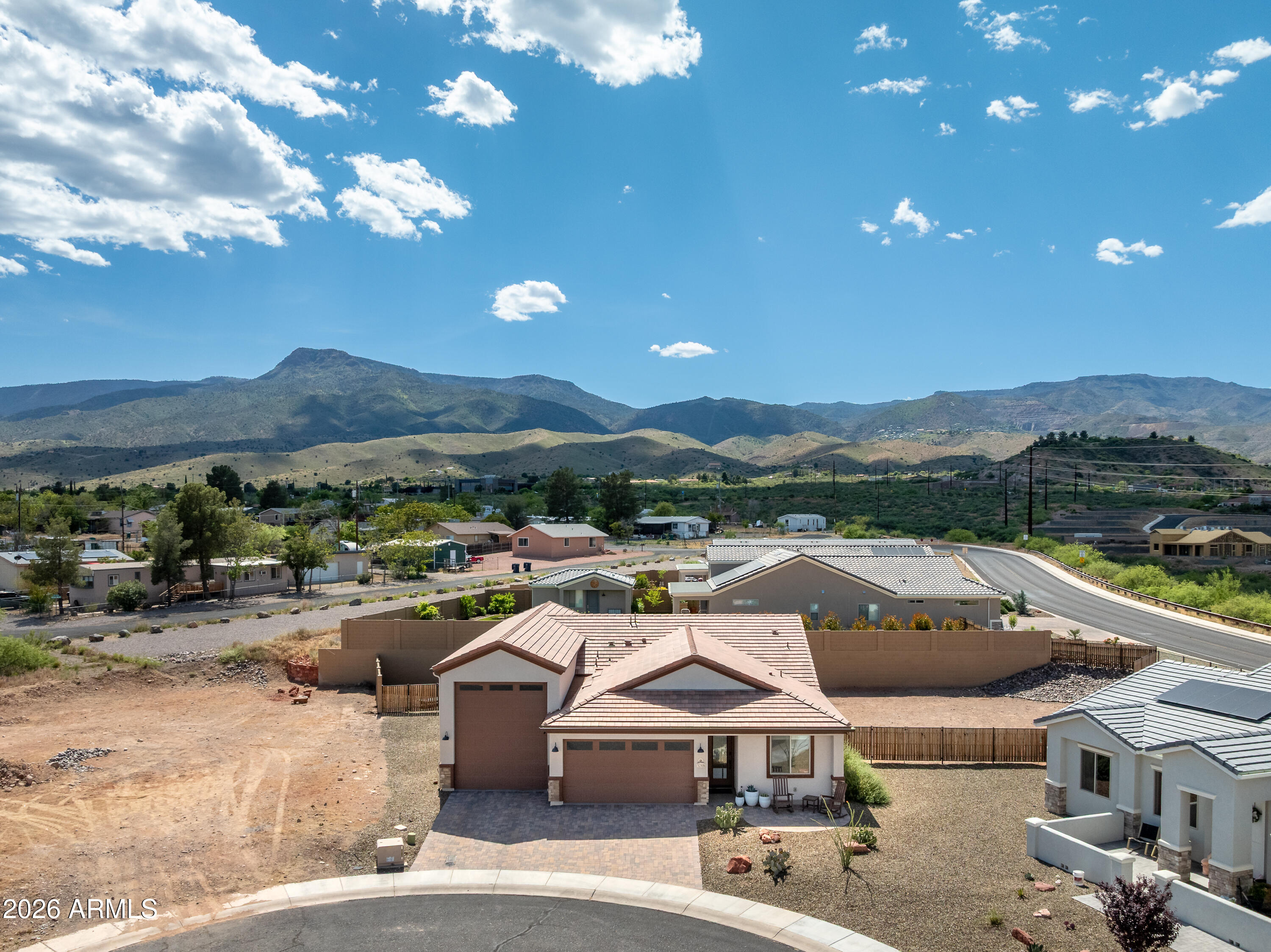 MOUNTAIN GATE - Residential