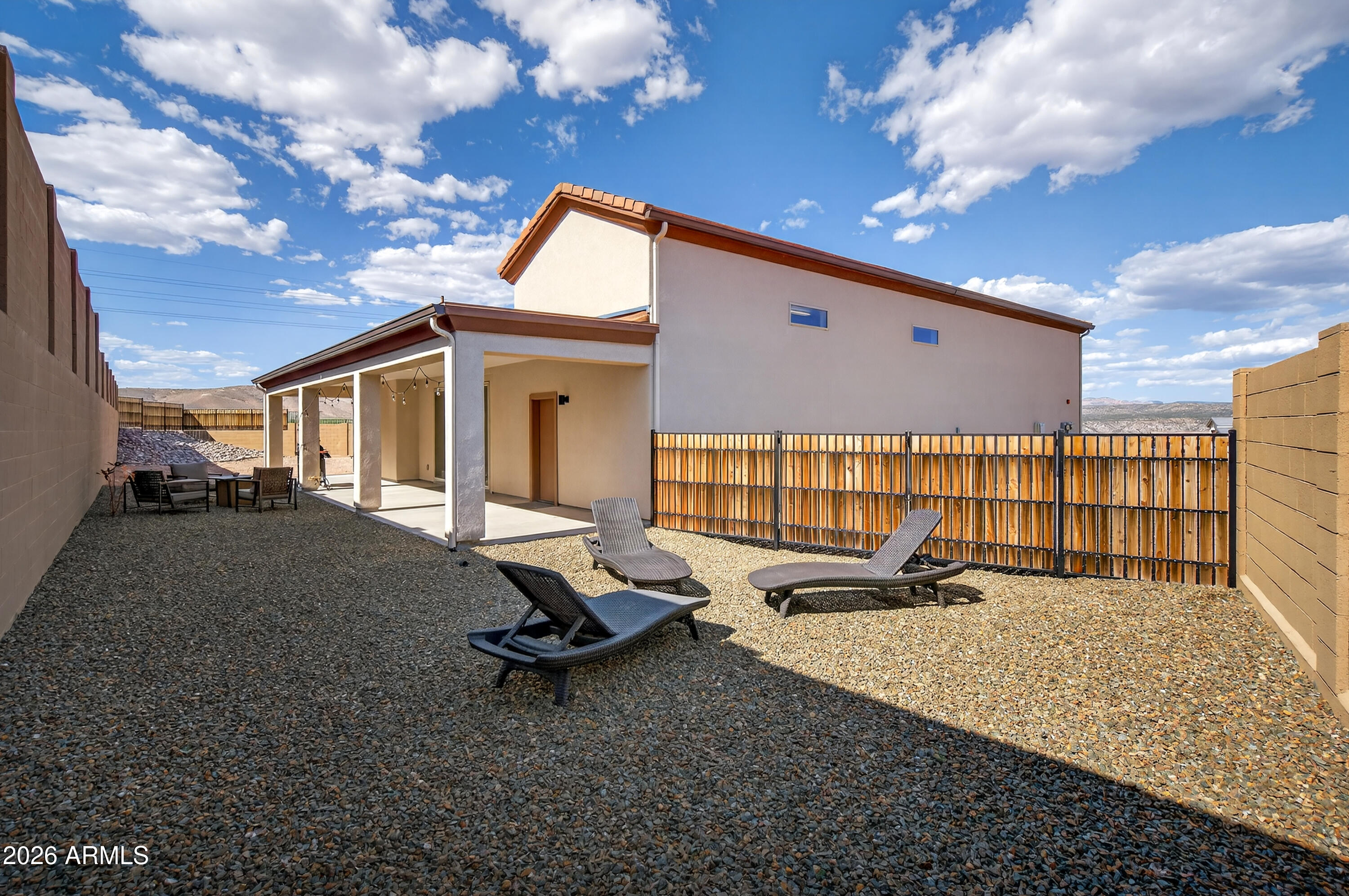MOUNTAIN GATE - Residential
