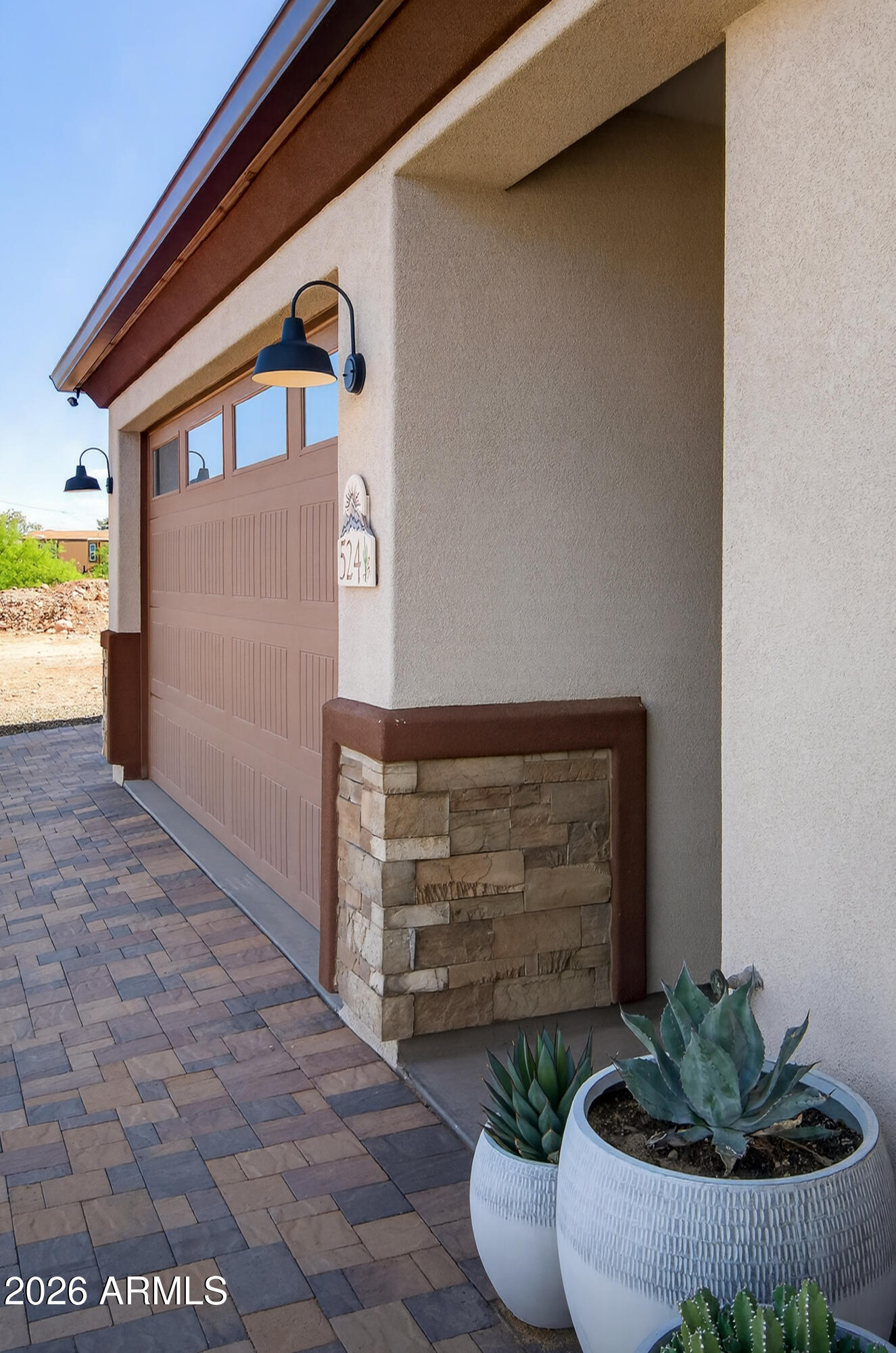 MOUNTAIN GATE - Residential