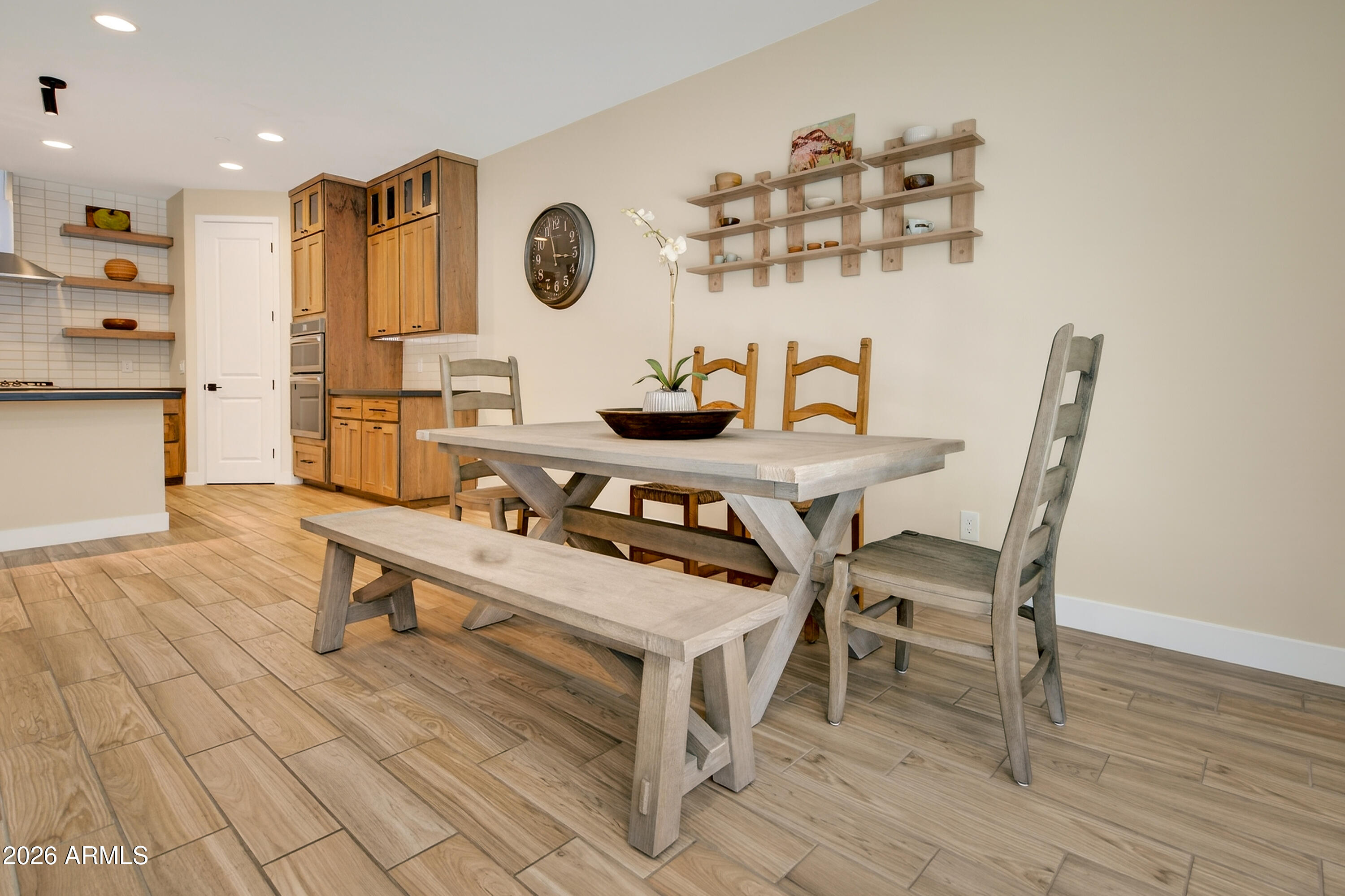 MOUNTAIN GATE - Residential