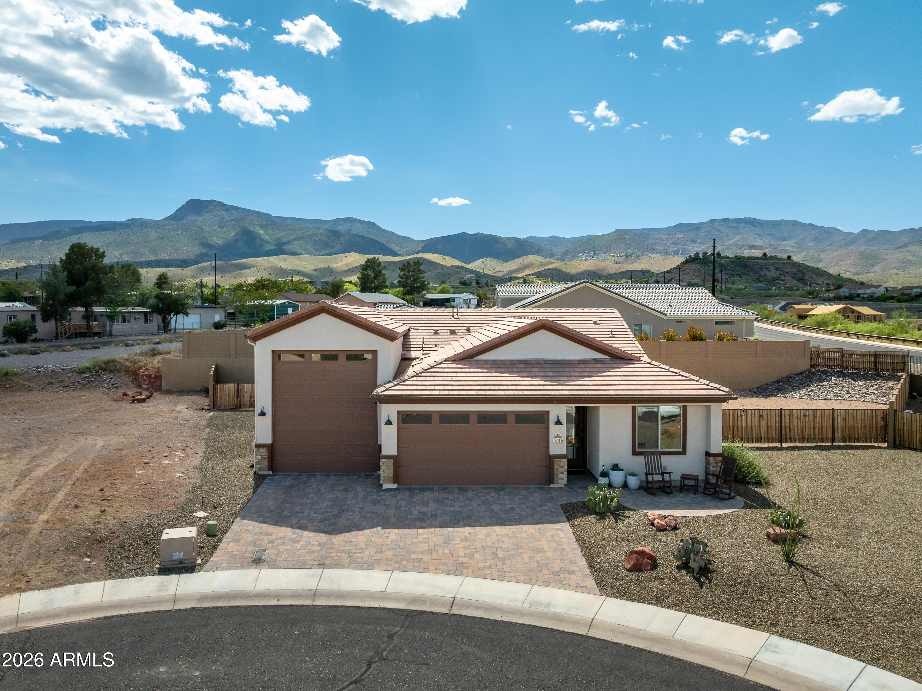 MOUNTAIN GATE - Residential