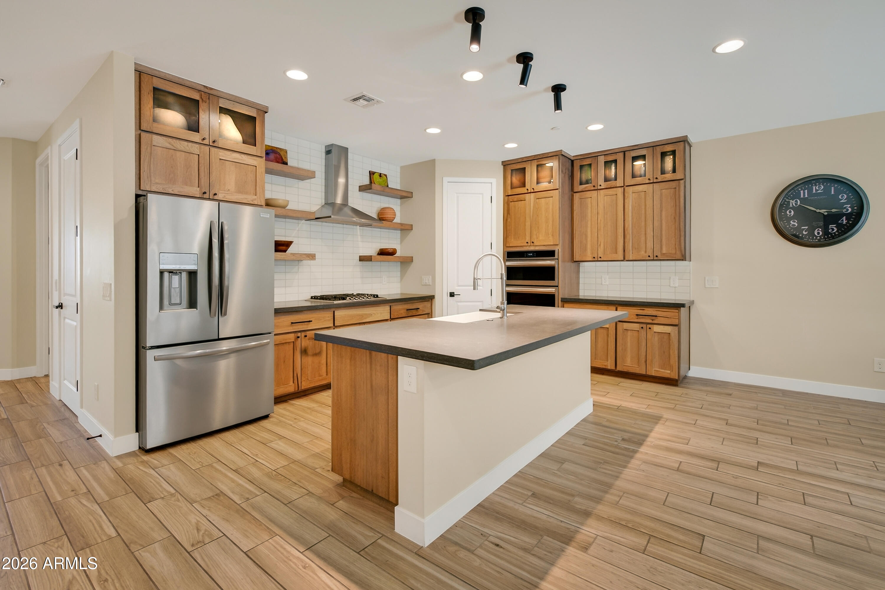 MOUNTAIN GATE - Residential