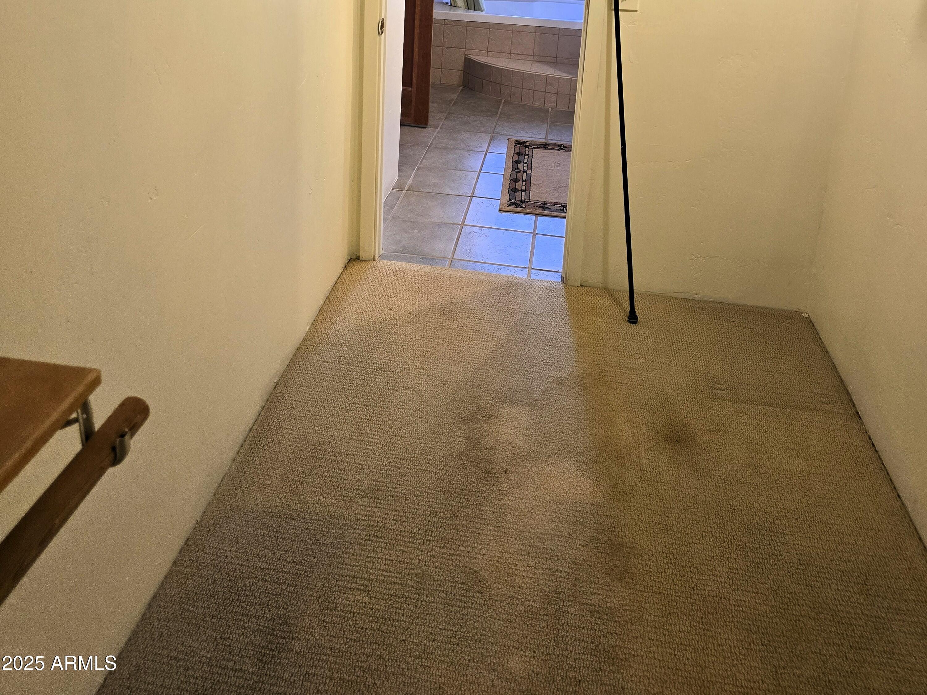 Metes and Bounds - no subdivision - Residential