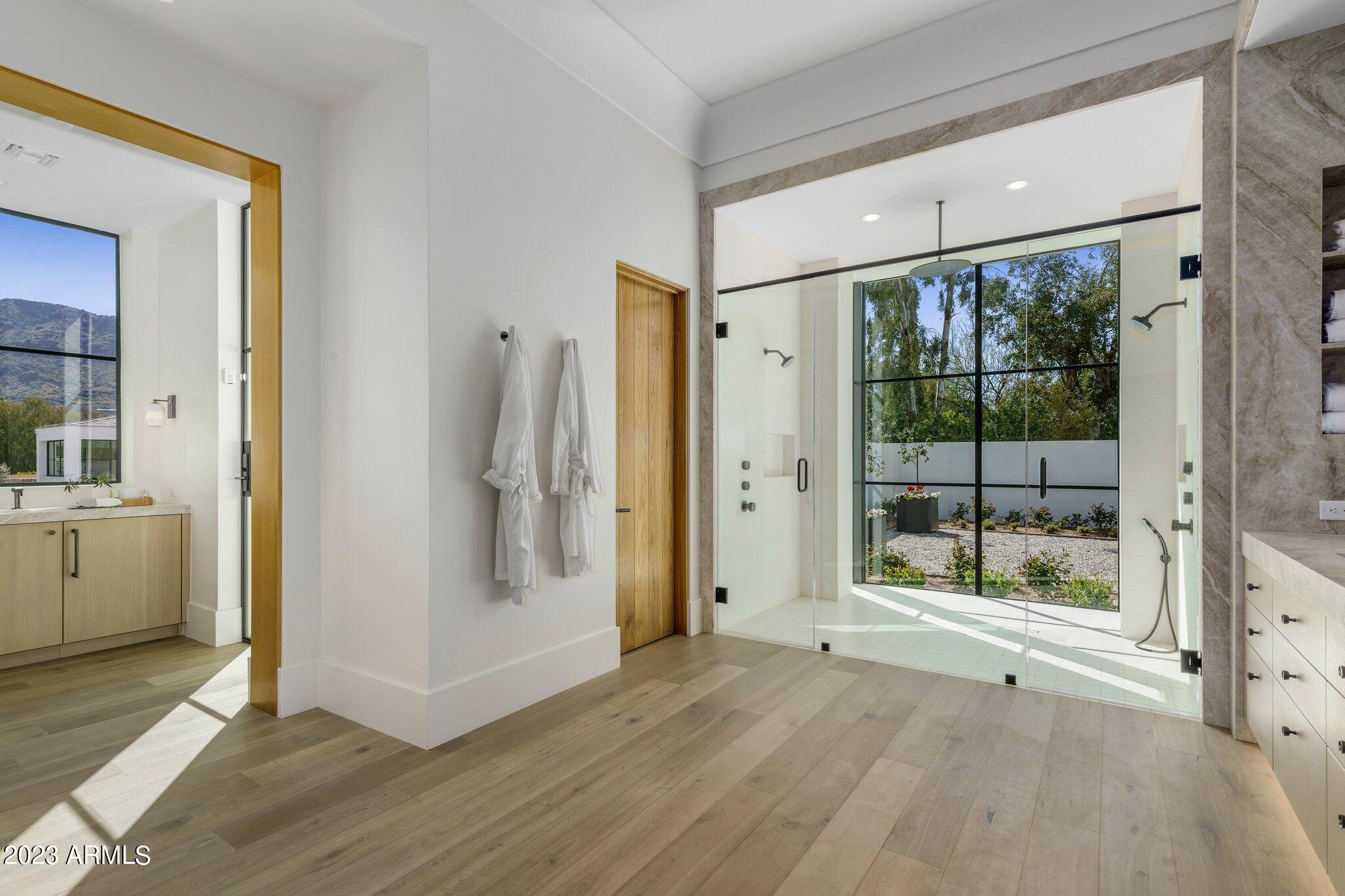 FRANCISCAN TERRACE - Residential