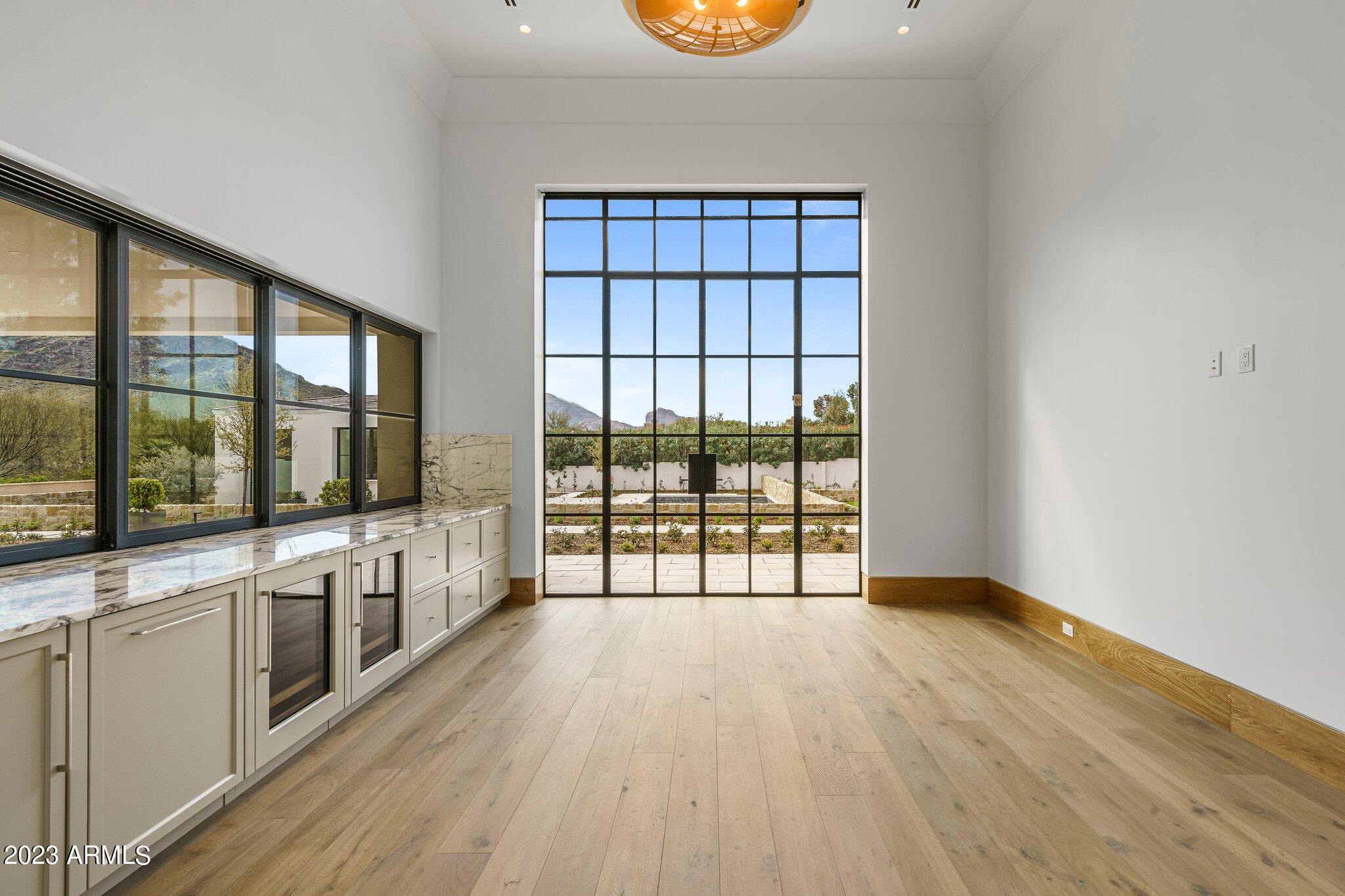 FRANCISCAN TERRACE - Residential