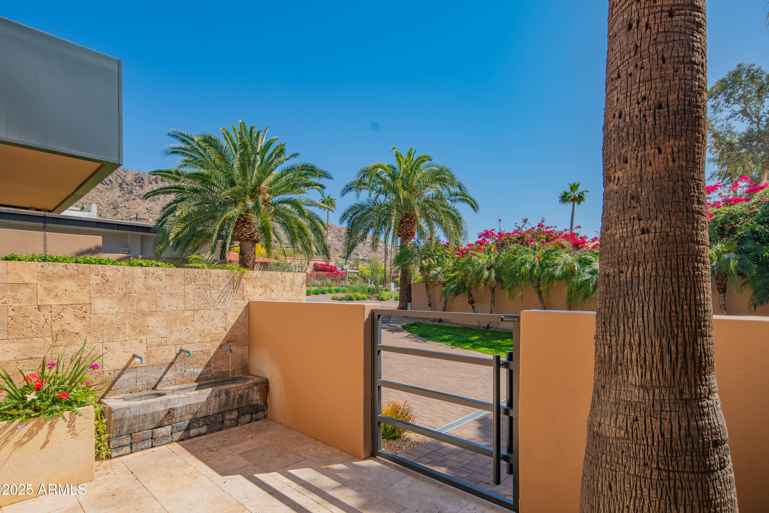 COLONIA MIRAMONTE - Residential