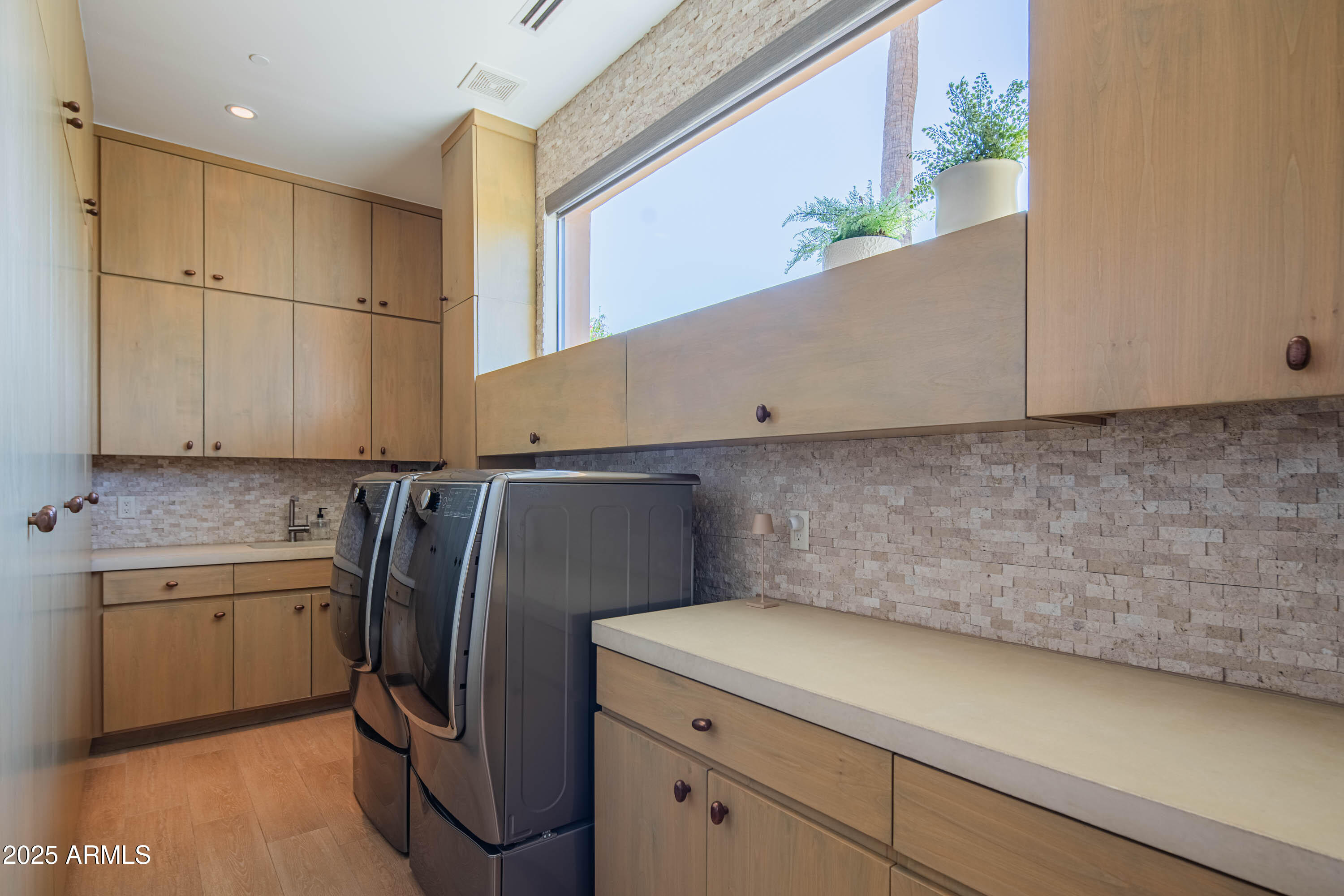 COLONIA MIRAMONTE - Residential