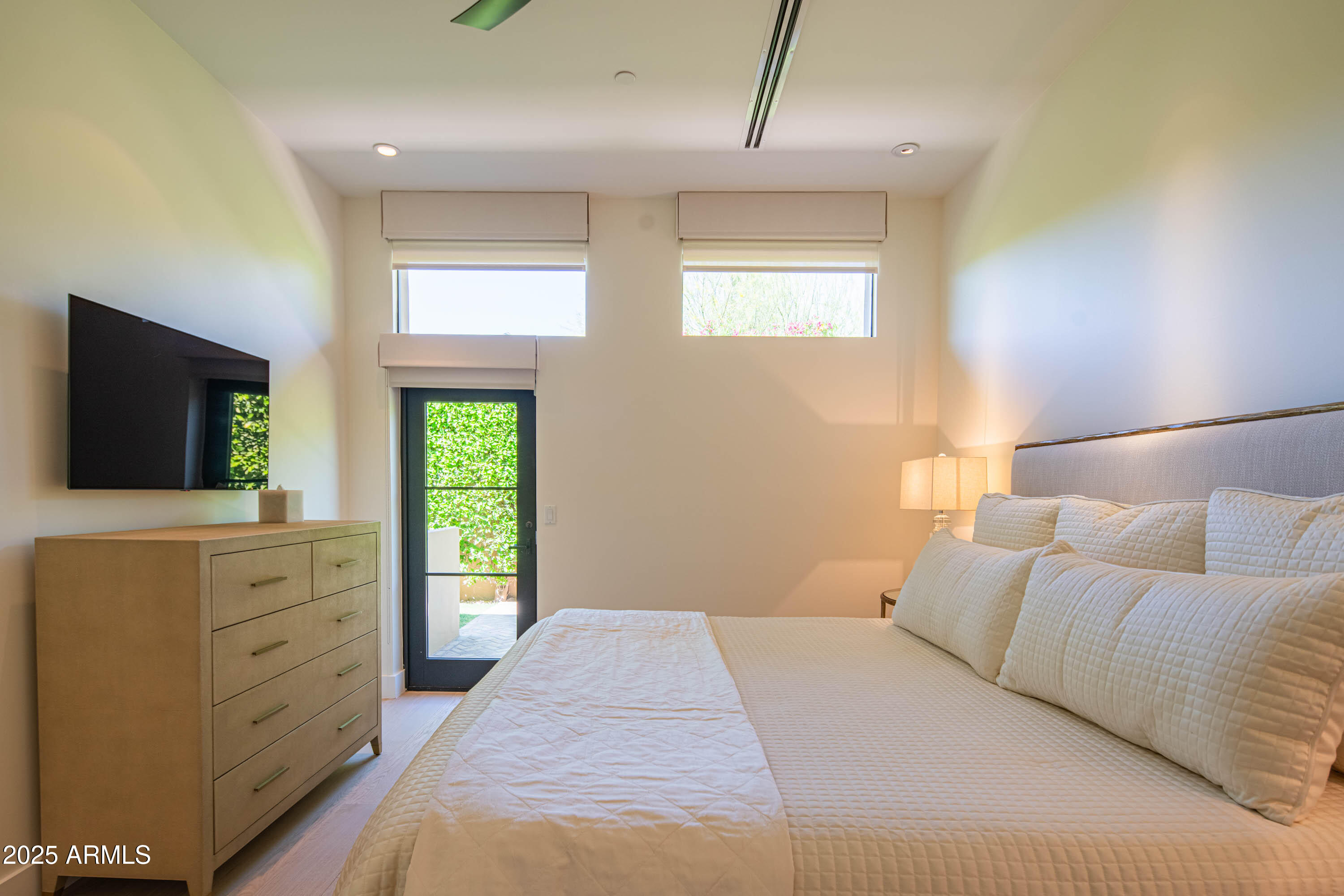 COLONIA MIRAMONTE - Residential