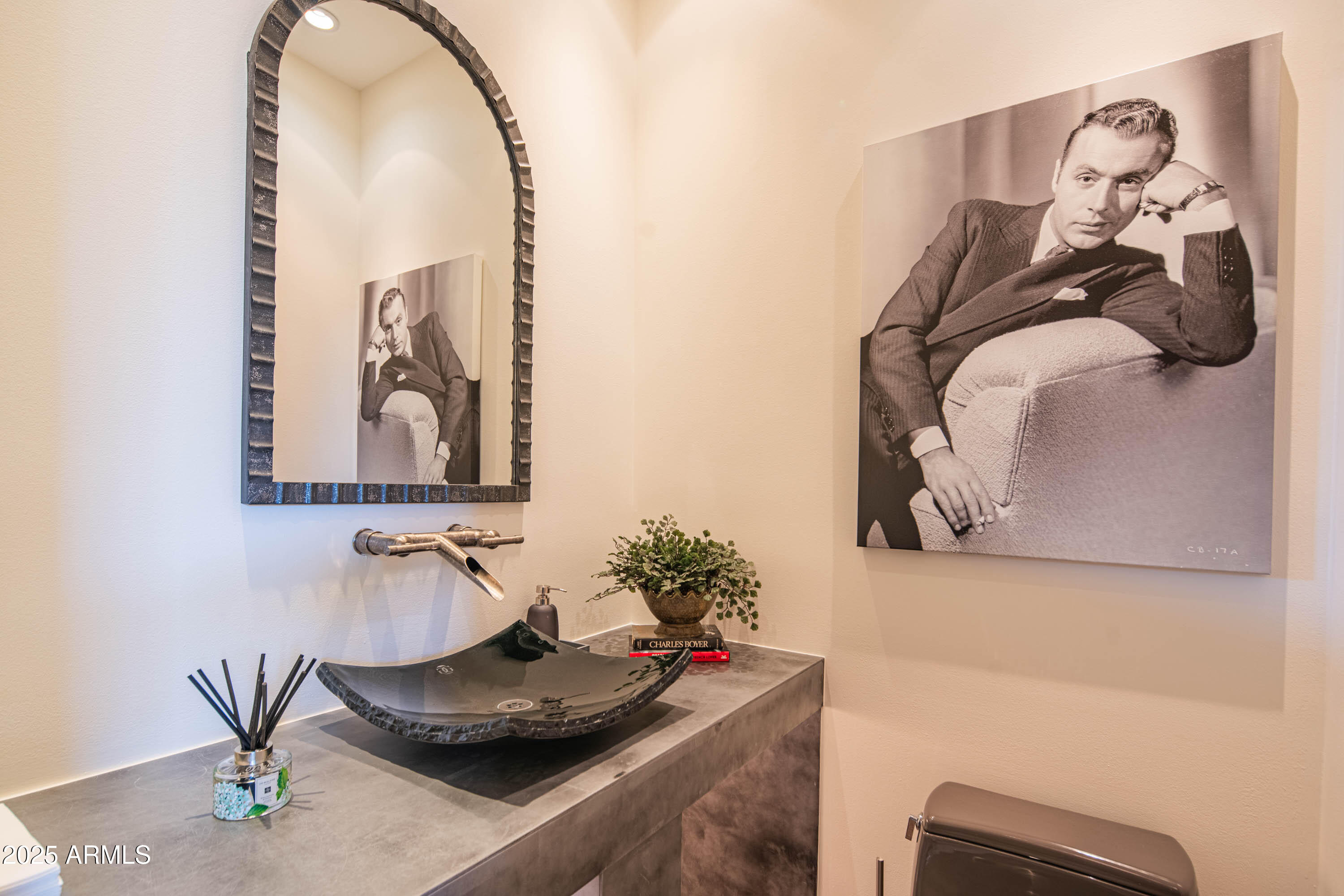 COLONIA MIRAMONTE - Residential