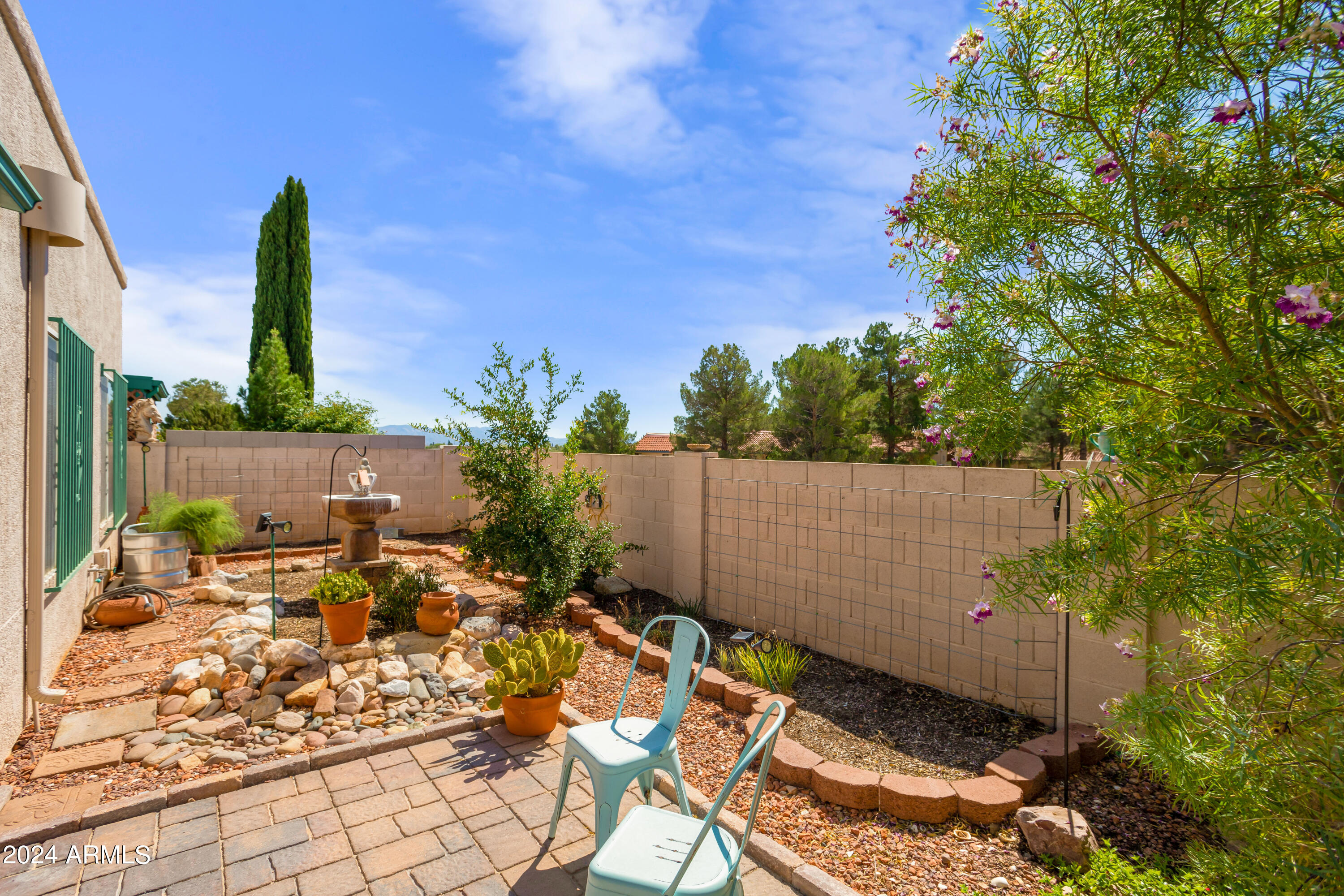 SIERRA SPRINGS - Residential