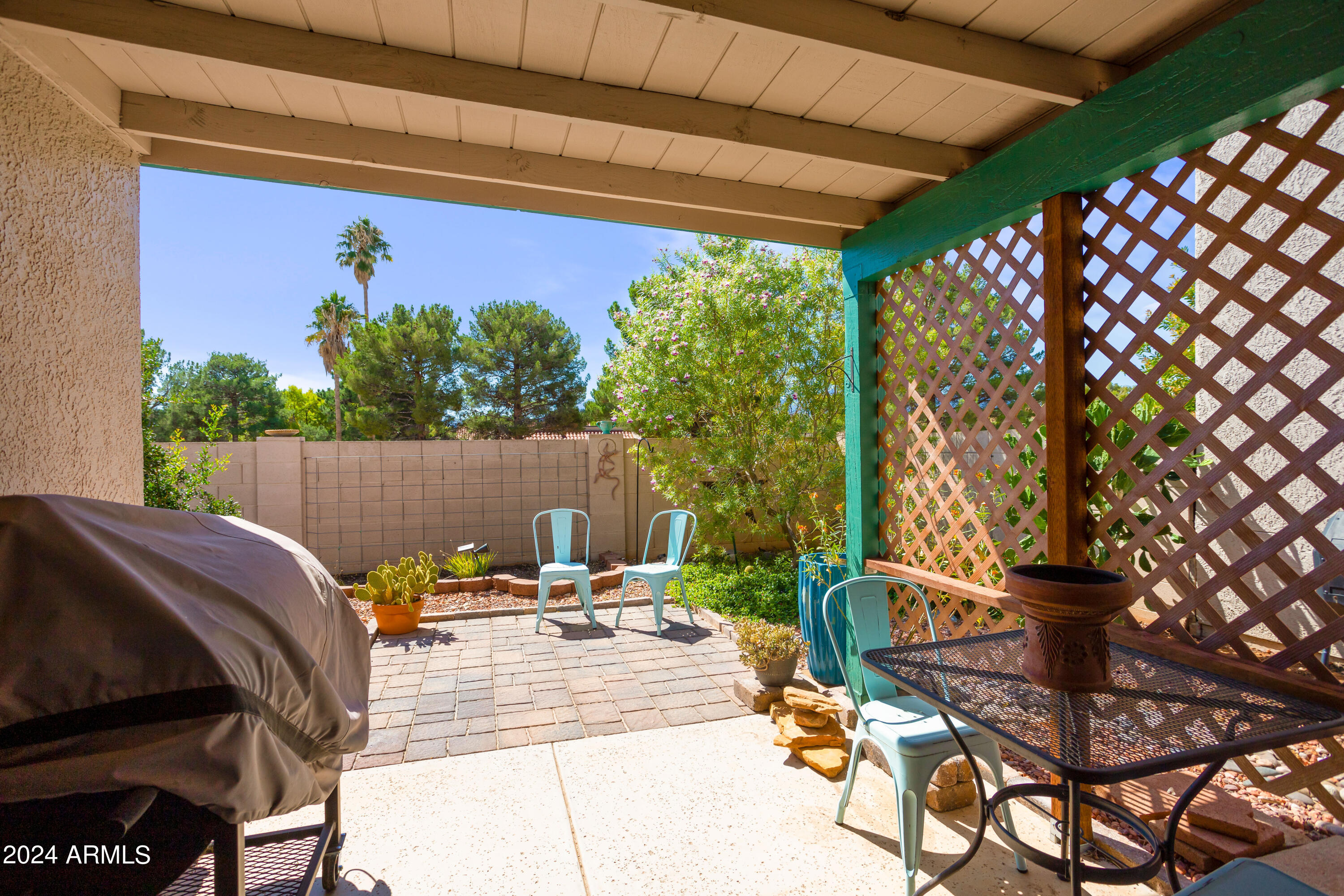 SIERRA SPRINGS - Residential